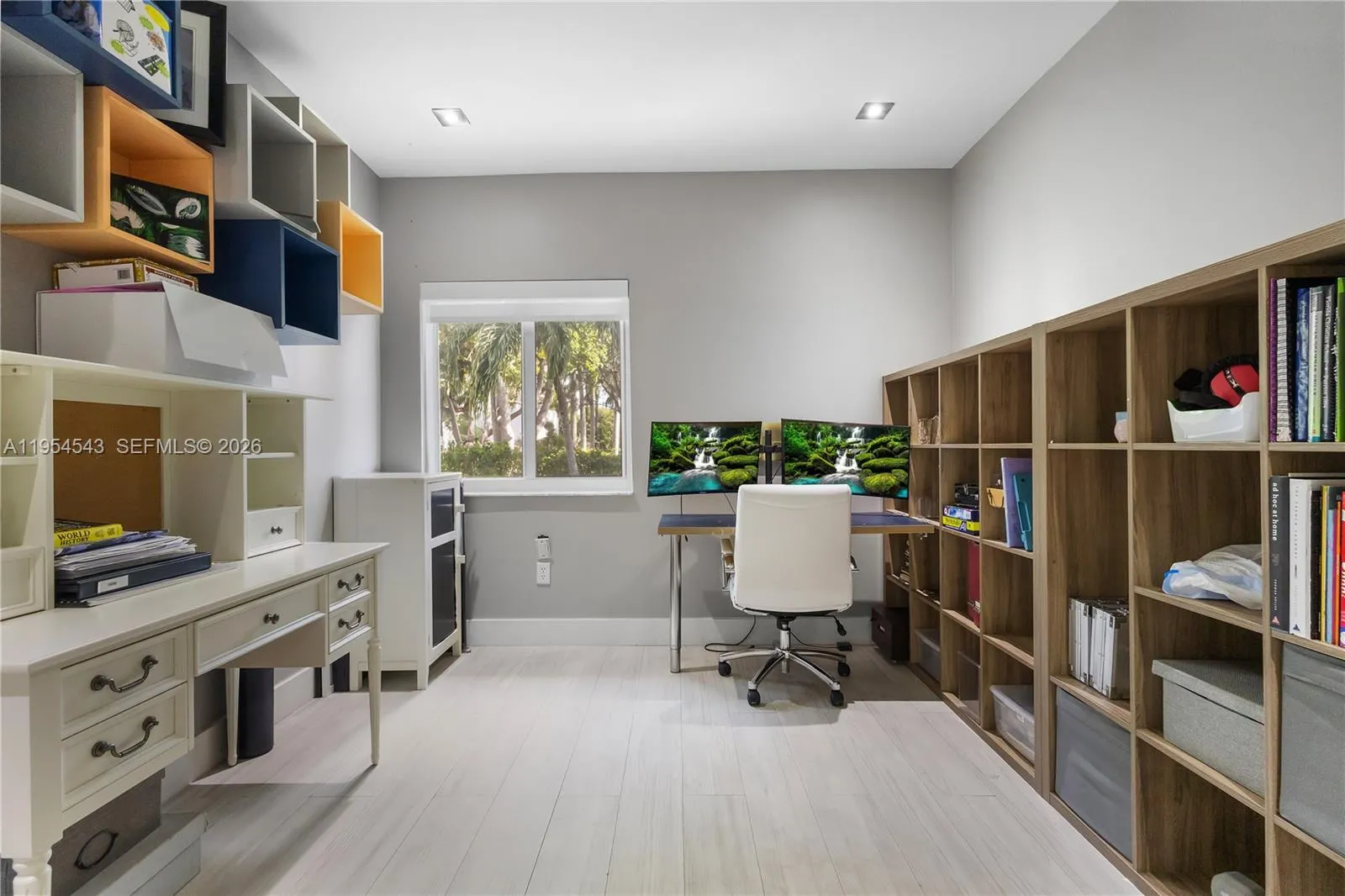 5869 Nw 112th Ct, Doral, Florida 33178, Doral, Florida 33178, 5 Bedrooms Bedrooms, ,3 BathroomsBathrooms,Residential,For Sale,5869 Nw 112th Ct, Doral, Florida 33178,A11954543