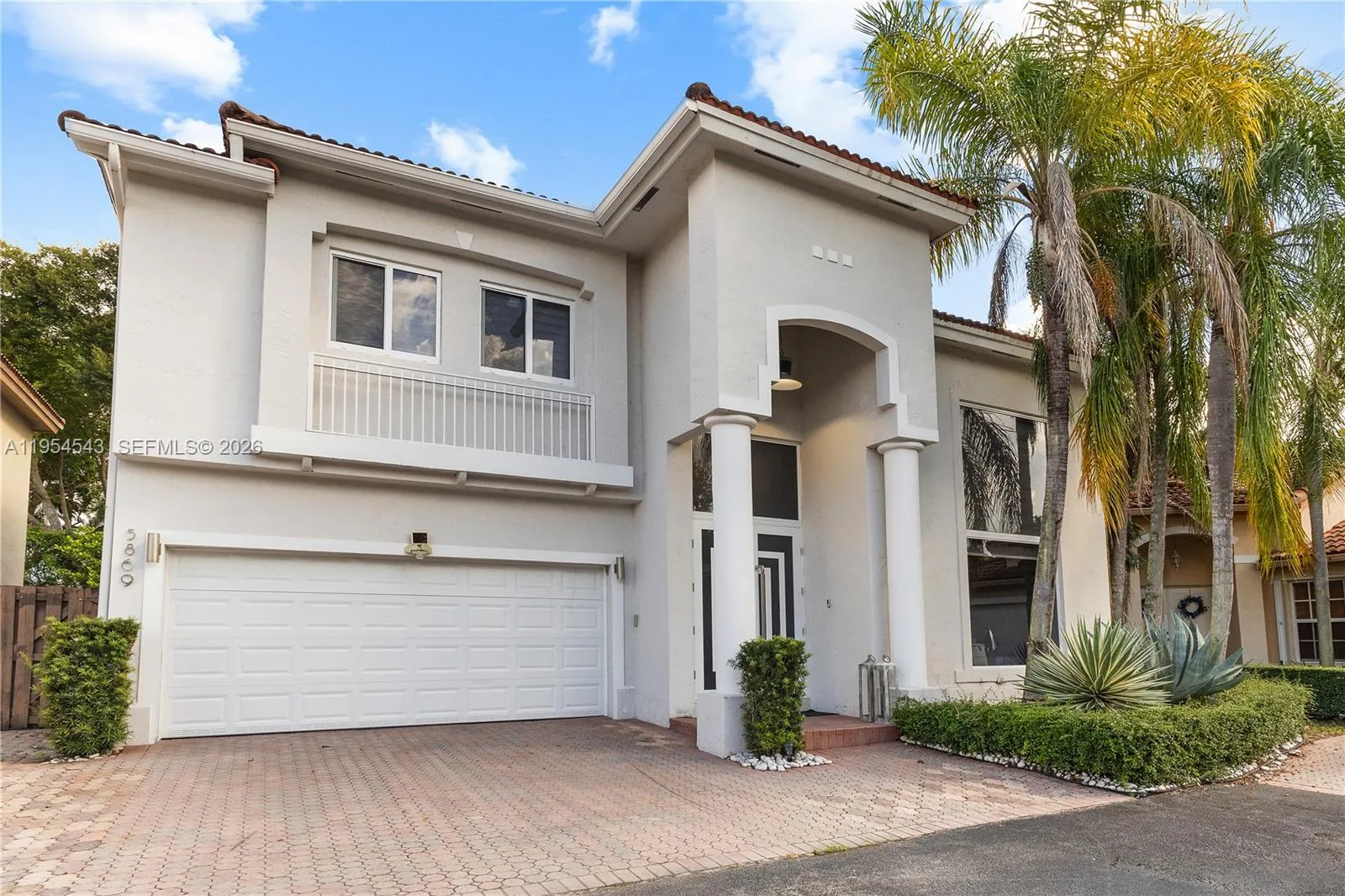 5869 Nw 112th Ct, Doral, Florida 33178, Doral, Florida 33178, 5 Bedrooms Bedrooms, ,3 BathroomsBathrooms,Residential,For Sale,5869 Nw 112th Ct, Doral, Florida 33178,A11954543
