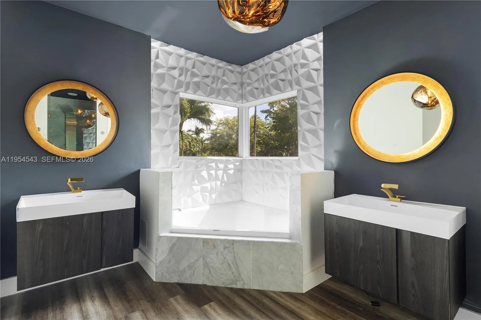 5869 Nw 112th Ct, Doral, Florida 33178, Doral, Florida 33178, 5 Bedrooms Bedrooms, ,3 BathroomsBathrooms,Residential,For Sale,5869 Nw 112th Ct, Doral, Florida 33178,A11954543