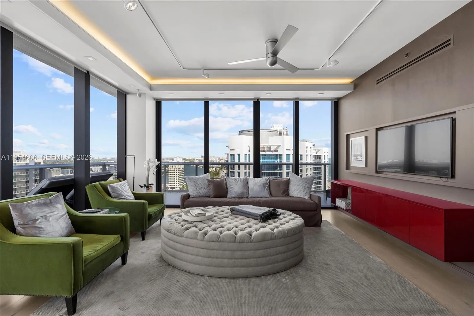 5875 Collins Ave Ph-7, Miami Beach, Florida 33140, Miami Beach, Florida 33140, 1 Bedroom Bedrooms, ,2 BathroomsBathrooms,Residential Lease,For Rent,5875 Collins Ave Ph-7, Miami Beach, Florida 33140,A11954606