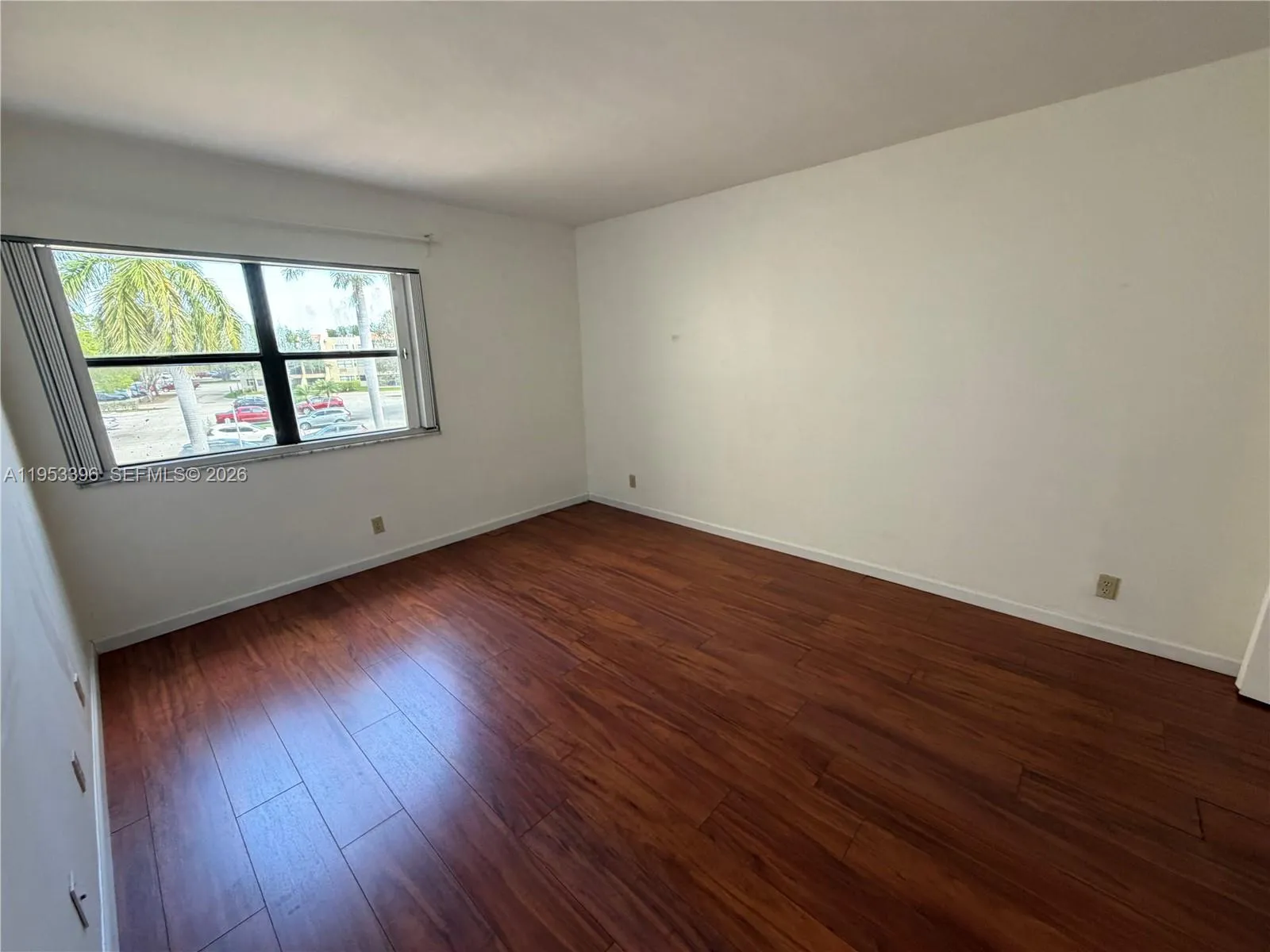 240 Lakeview Dr 308, Weston, Florida 33326, Weston, Florida 33326, 2 Bedrooms Bedrooms, ,2 BathroomsBathrooms,Residential,For Sale,240 Lakeview Dr 308, Weston, Florida 33326,A11953396