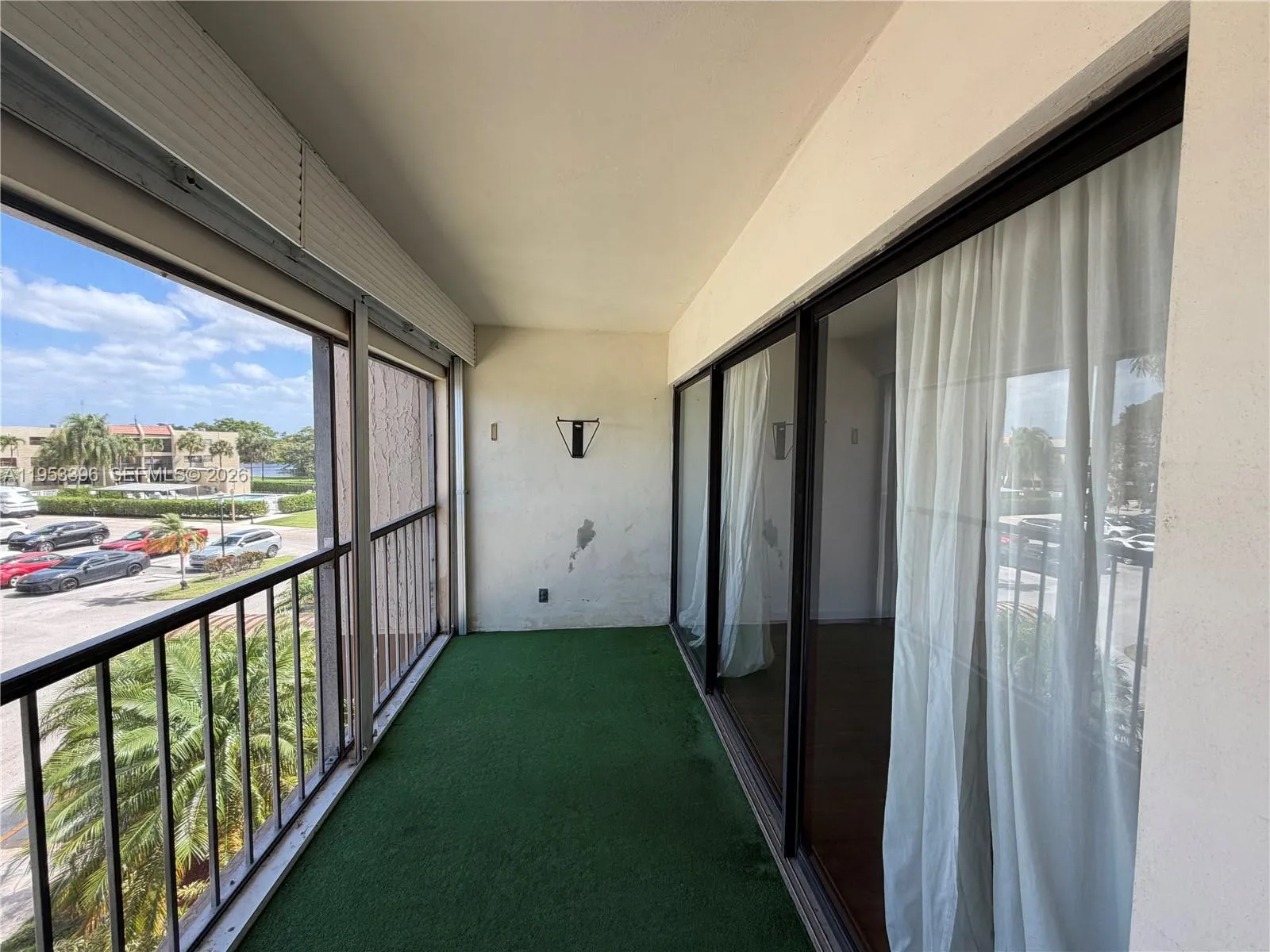 240 Lakeview Dr 308, Weston, Florida 33326, Weston, Florida 33326, 2 Bedrooms Bedrooms, ,2 BathroomsBathrooms,Residential,For Sale,240 Lakeview Dr 308, Weston, Florida 33326,A11953396