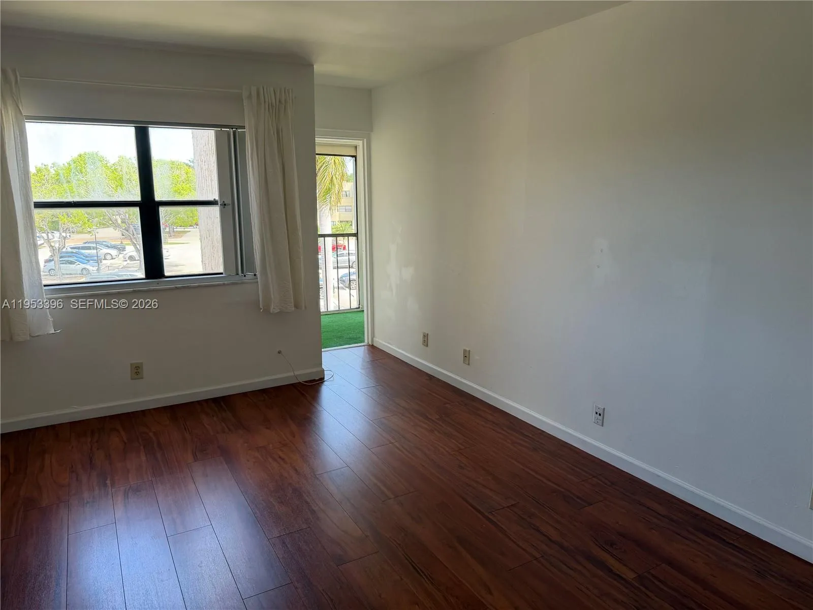 240 Lakeview Dr 308, Weston, Florida 33326, Weston, Florida 33326, 2 Bedrooms Bedrooms, ,2 BathroomsBathrooms,Residential,For Sale,240 Lakeview Dr 308, Weston, Florida 33326,A11953396