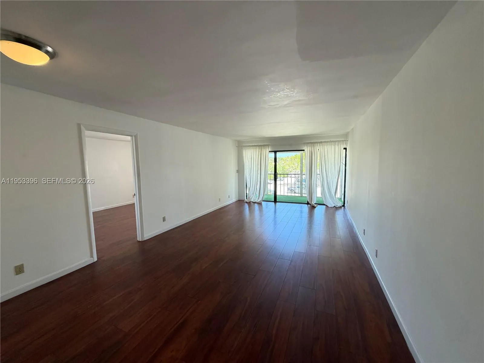 240 Lakeview Dr 308, Weston, Florida 33326, Weston, Florida 33326, 2 Bedrooms Bedrooms, ,2 BathroomsBathrooms,Residential,For Sale,240 Lakeview Dr 308, Weston, Florida 33326,A11953396