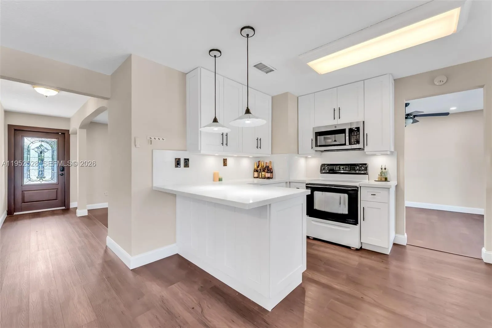 9567 Sw 59th Ter, Miami, Florida 33173, Miami, Florida 33173, 3 Bedrooms Bedrooms, ,2 BathroomsBathrooms,Residential,For Sale,9567 Sw 59th Ter, Miami, Florida 33173,A11952528