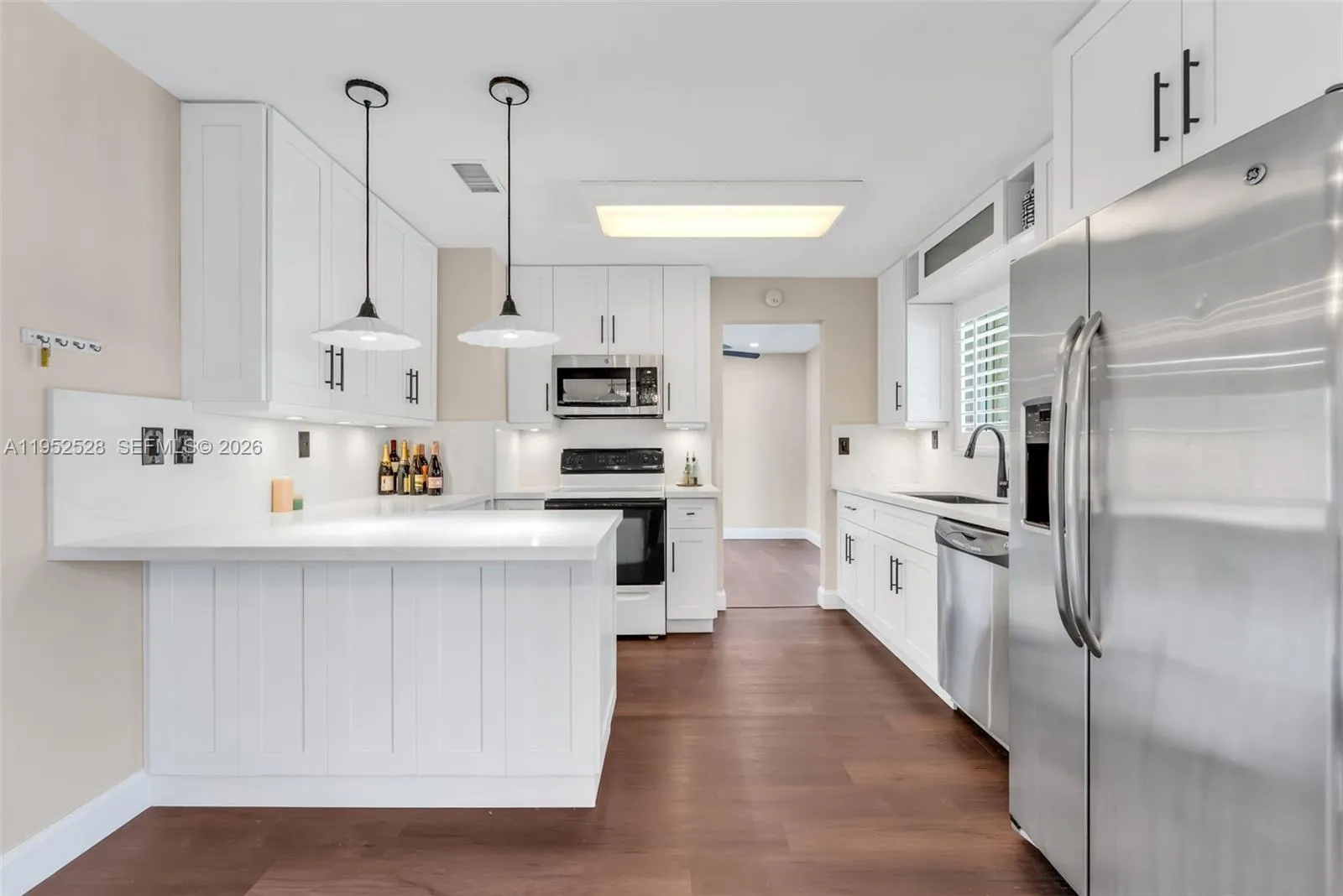 9567 Sw 59th Ter, Miami, Florida 33173, Miami, Florida 33173, 3 Bedrooms Bedrooms, ,2 BathroomsBathrooms,Residential,For Sale,9567 Sw 59th Ter, Miami, Florida 33173,A11952528