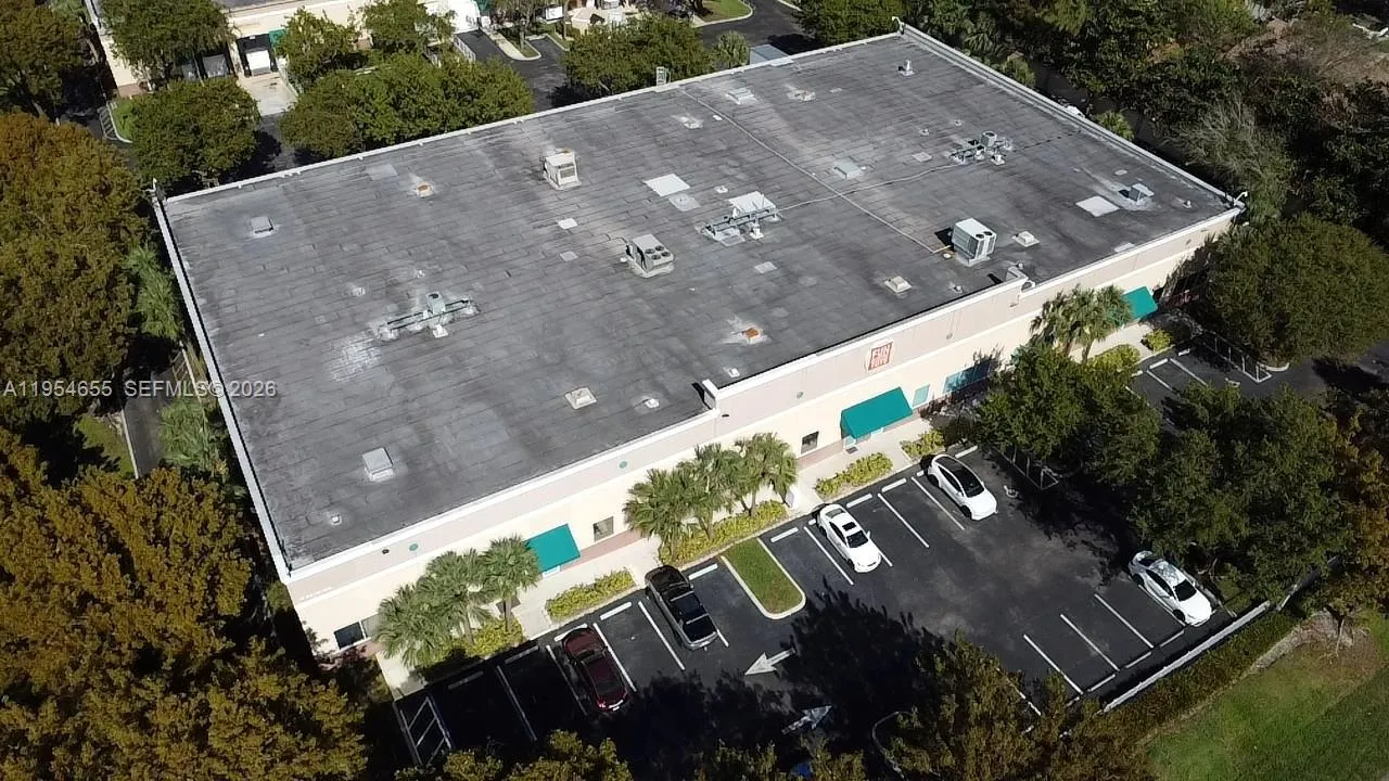 24 Sw 12th Ave, Dania Beach, Florida 33004, Dania Beach, Florida 33004, ,Commercial Lease,For Rent,24 Sw 12th Ave, Dania Beach, Florida 33004,A11954655