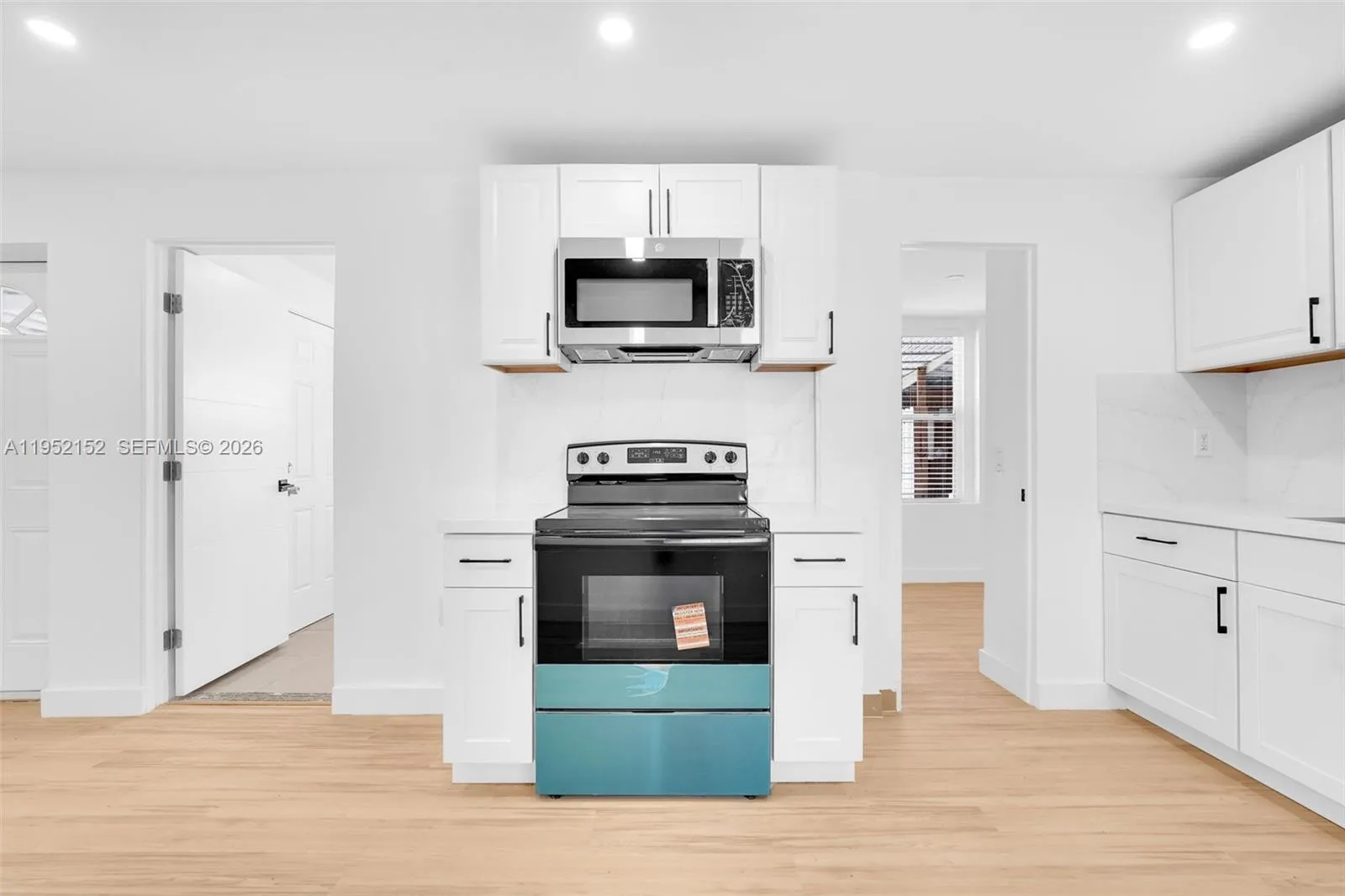 2419 Coolidge St 1, Hollywood, Florida 33020, Hollywood, Florida 33020, 3 Bedrooms Bedrooms, ,1 BathroomBathrooms,Residential Lease,For Rent,2419 Coolidge St 1, Hollywood, Florida 33020,A11952152