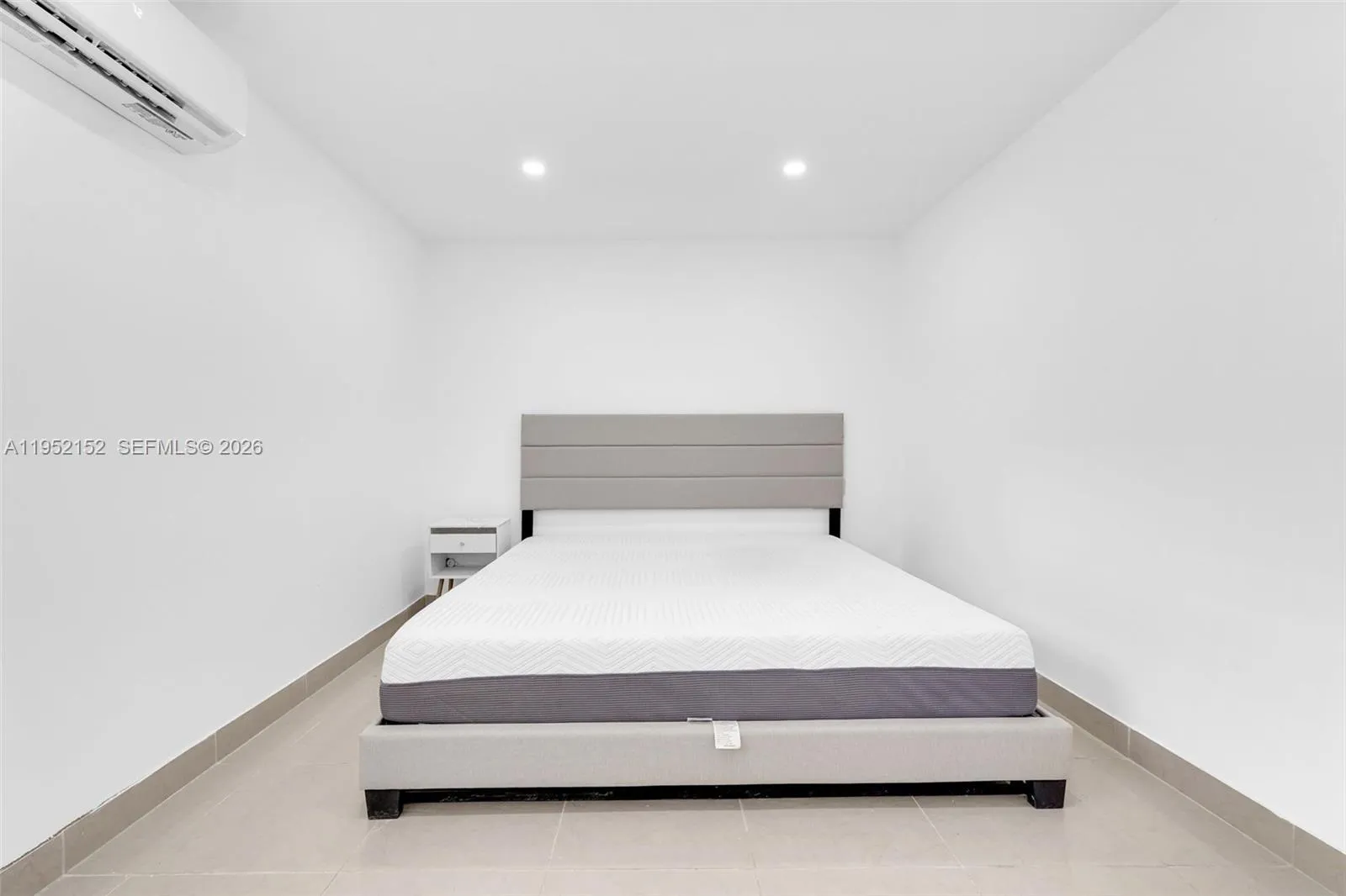 2419 Coolidge St 1, Hollywood, Florida 33020, Hollywood, Florida 33020, 3 Bedrooms Bedrooms, ,1 BathroomBathrooms,Residential Lease,For Rent,2419 Coolidge St 1, Hollywood, Florida 33020,A11952152