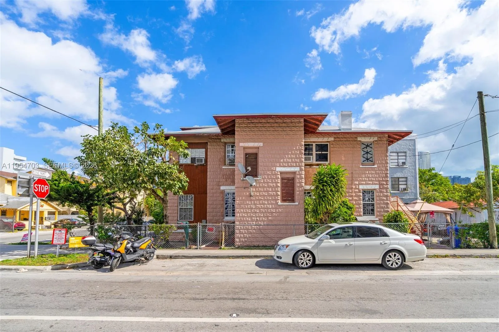 676 Sw 1st St, Miami, Florida 33130, Miami, Florida 33130, ,Commercial Sale,For Sale,676 Sw 1st St, Miami, Florida 33130,A11954703