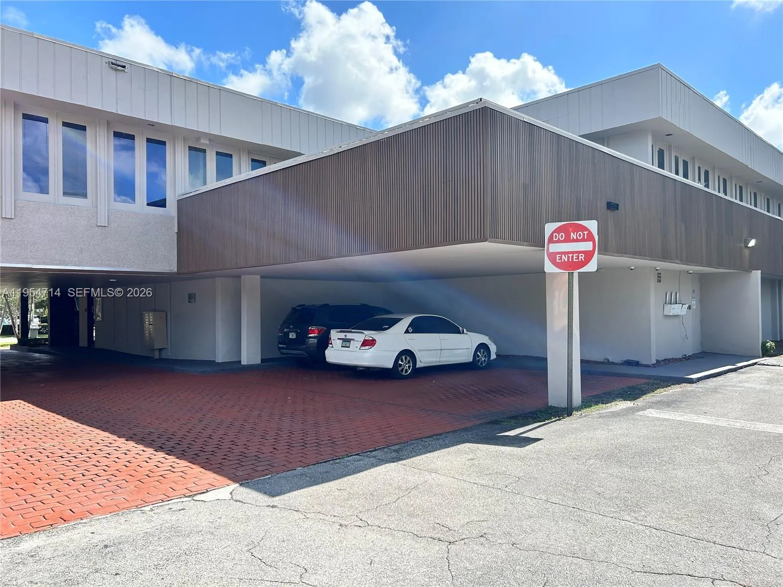 4121 Nw 5th St 100, Plantation, Florida 33317, Plantation, Florida 33317, ,Commercial Lease,For Rent,4121 Nw 5th St 100, Plantation, Florida 33317,A11954714