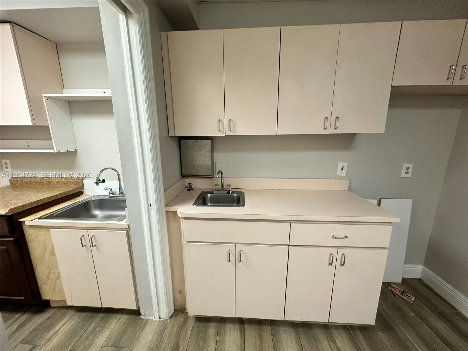 4121 Nw 5th St 102, Plantation, Florida 33317, Plantation, Florida 33317, ,Commercial Lease,For Rent,4121 Nw 5th St 102, Plantation, Florida 33317,A11954724