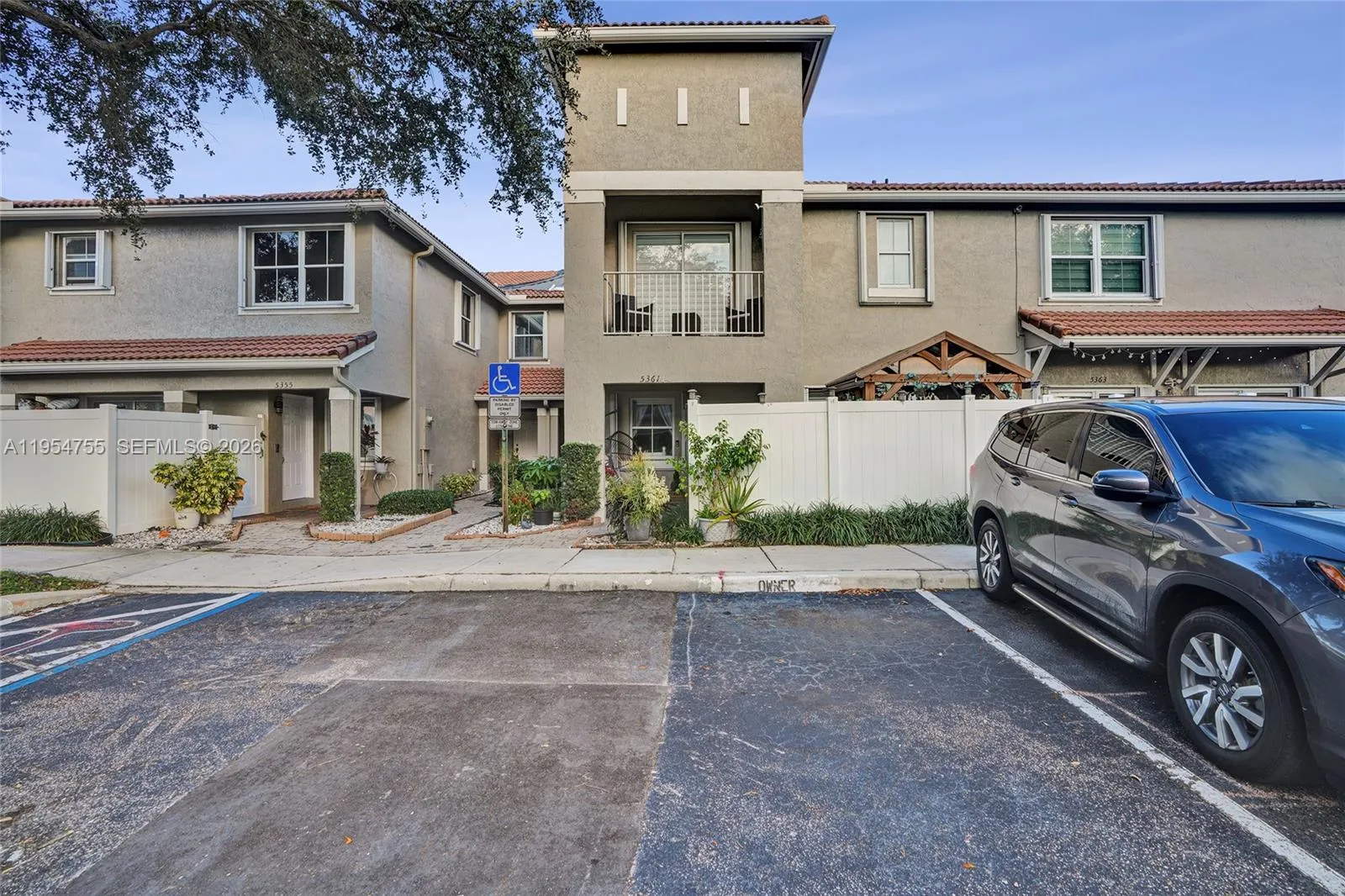 5361 Sw 125th Ave, Miramar, Florida 33027, Miramar, Florida 33027, 2 Bedrooms Bedrooms, ,2 BathroomsBathrooms,Residential,For Sale,5361 Sw 125th Ave, Miramar, Florida 33027,A11954755