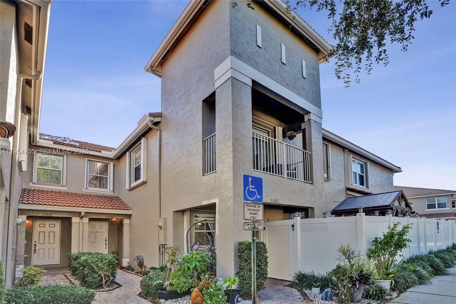 5361 Sw 125th Ave, Miramar, Florida 33027, Miramar, Florida 33027, 2 Bedrooms Bedrooms, ,2 BathroomsBathrooms,Residential,For Sale,5361 Sw 125th Ave, Miramar, Florida 33027,A11954755