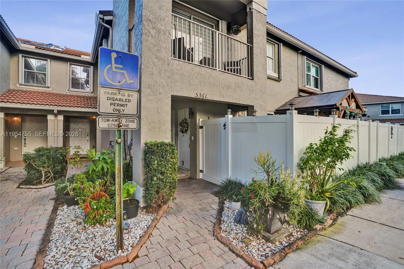 5361 Sw 125th Ave, Miramar, Florida 33027, Miramar, Florida 33027, 2 Bedrooms Bedrooms, ,2 BathroomsBathrooms,Residential,For Sale,5361 Sw 125th Ave, Miramar, Florida 33027,A11954755