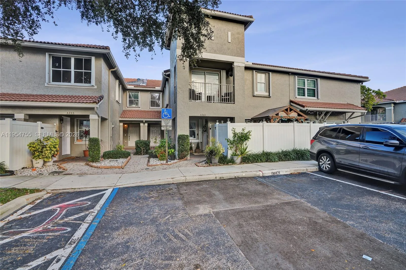 5361 Sw 125th Ave, Miramar, Florida 33027, Miramar, Florida 33027, 2 Bedrooms Bedrooms, ,2 BathroomsBathrooms,Residential,For Sale,5361 Sw 125th Ave, Miramar, Florida 33027,A11954755