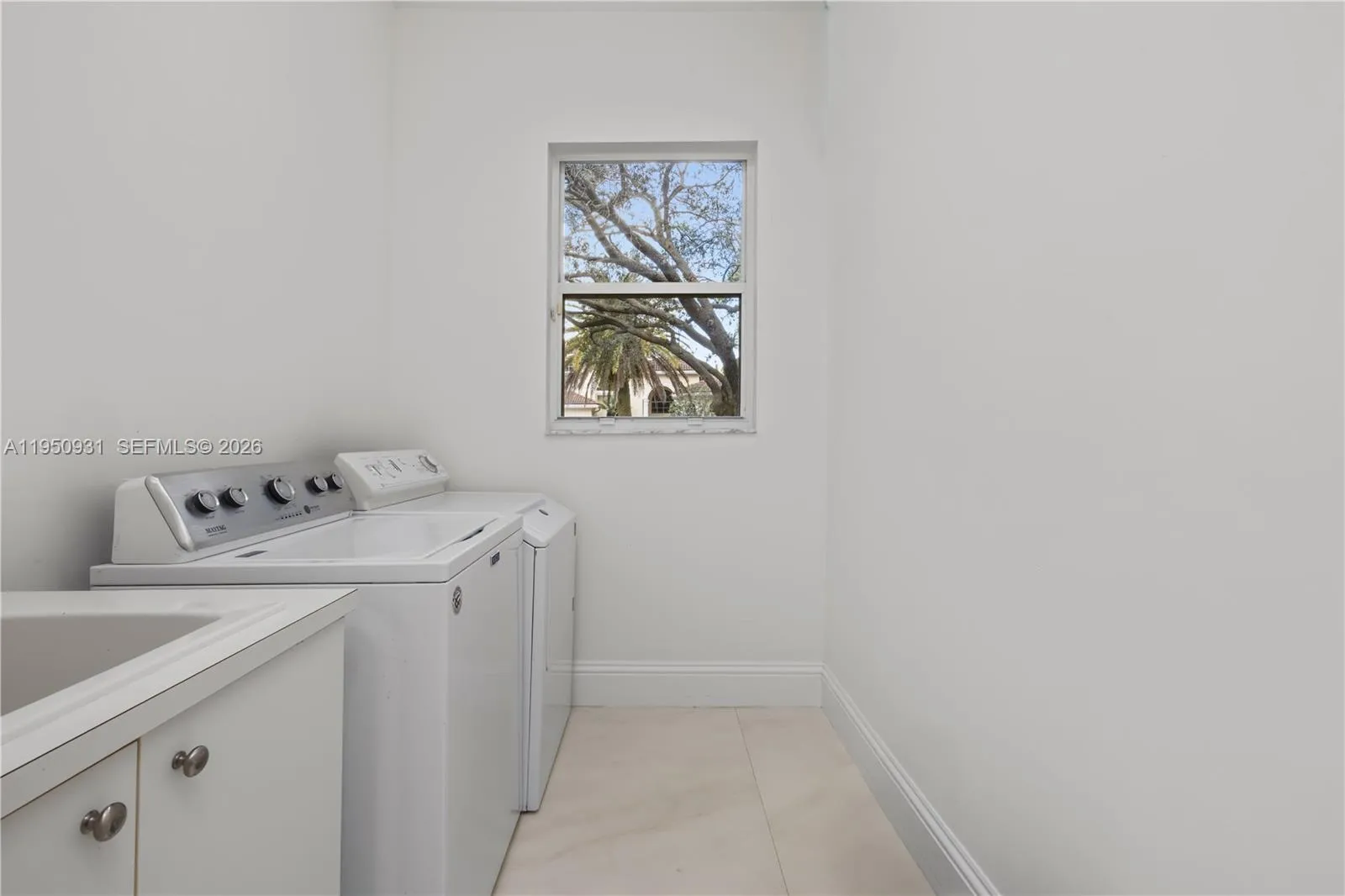 6006 Pinewood Ave, Parkland, Florida 33067, Parkland, Florida 33067, 5 Bedrooms Bedrooms, ,5 BathroomsBathrooms,Residential,For Sale,6006 Pinewood Ave, Parkland, Florida 33067,A11950931