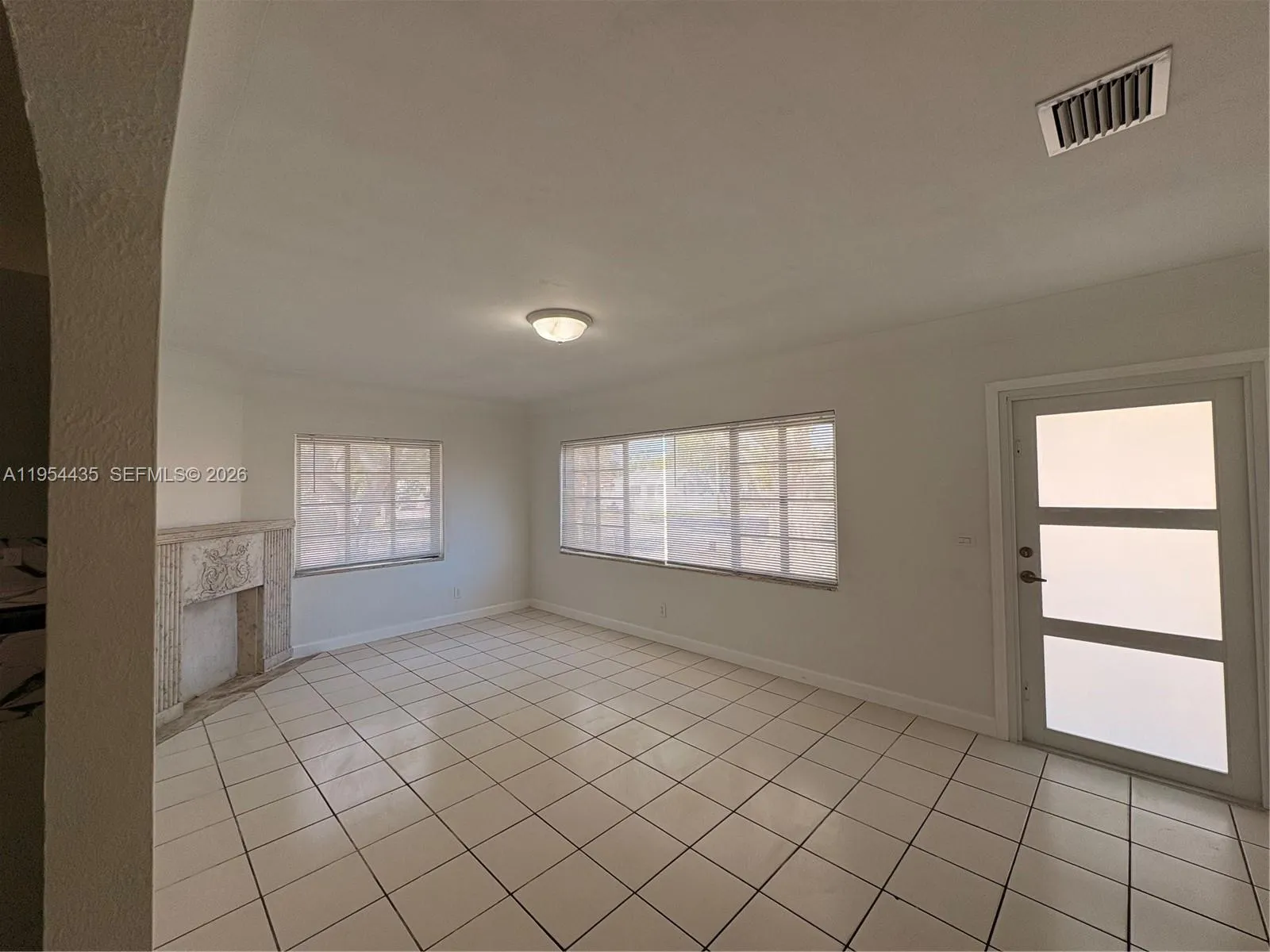 2390 Nw 30th St --, Miami, Florida 33142, Miami, Florida 33142, 3 Bedrooms Bedrooms, ,2 BathroomsBathrooms,Residential Lease,For Rent,2390 Nw 30th St --, Miami, Florida 33142,A11954435