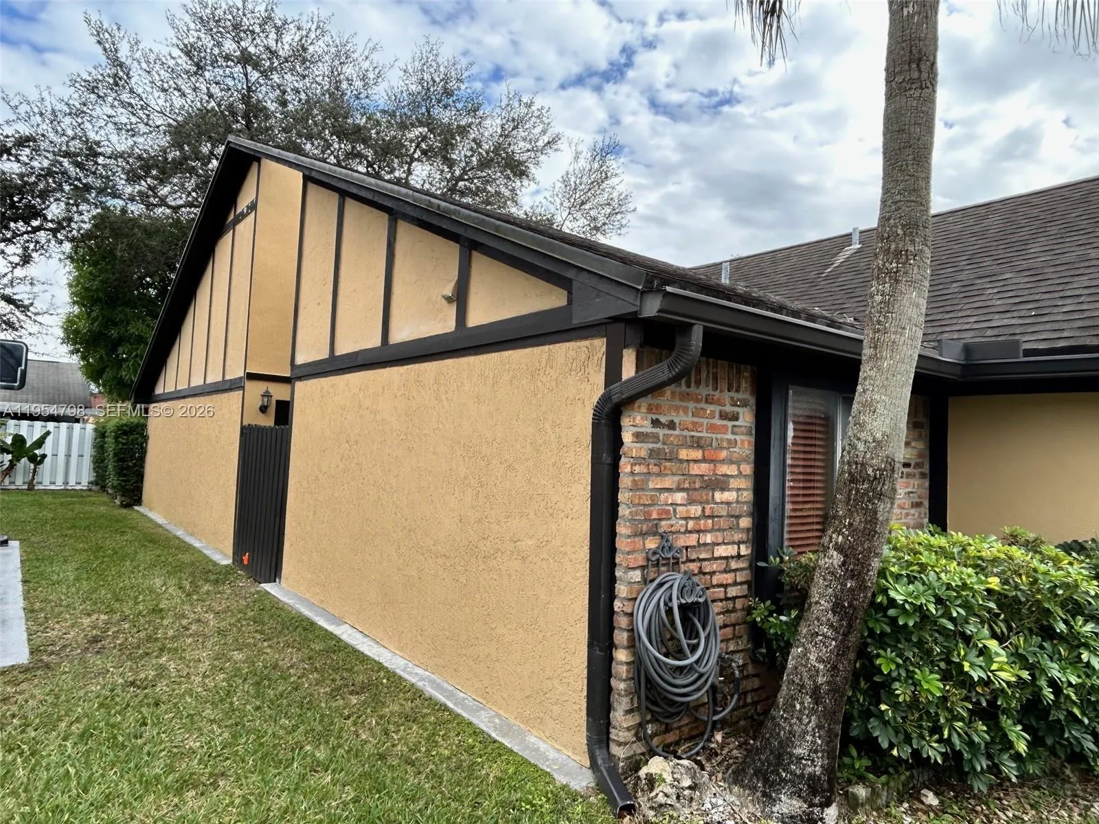 9225 Nw 49th Pl 9225, Sunrise, Florida 33351, Sunrise, Florida 33351, 2 Bedrooms Bedrooms, ,1 BathroomBathrooms,Residential Lease,For Rent,9225 Nw 49th Pl 9225, Sunrise, Florida 33351,A11954798