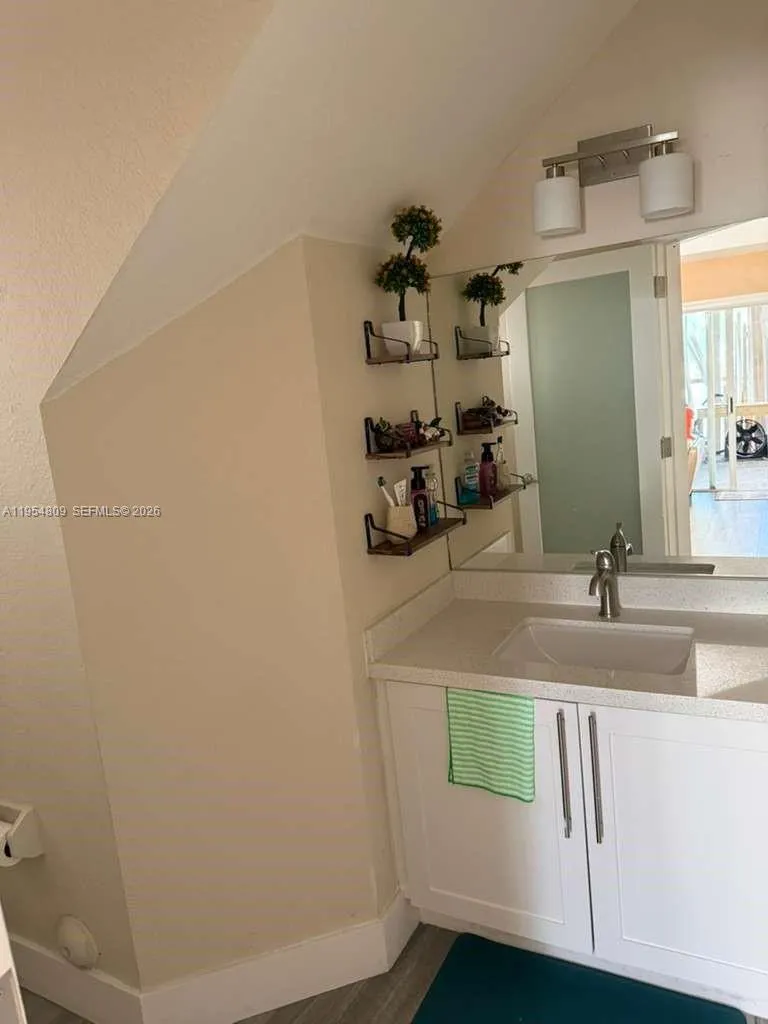 4481 Nw 163rd St, Miami Gardens, Florida 33054, Miami Gardens, Florida 33054, 4 Bedrooms Bedrooms, ,2 BathroomsBathrooms,Residential,For Sale,4481 Nw 163rd St, Miami Gardens, Florida 33054,A11954809