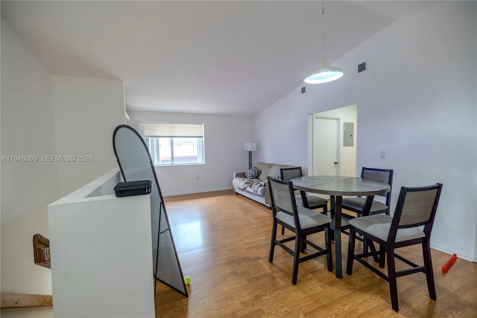 8013 Lake Dr 203, Doral, Florida 33166, Doral, Florida 33166, 2 Bedrooms Bedrooms, ,2 BathroomsBathrooms,Residential Lease,For Rent,8013 Lake Dr 203, Doral, Florida 33166,A11948369