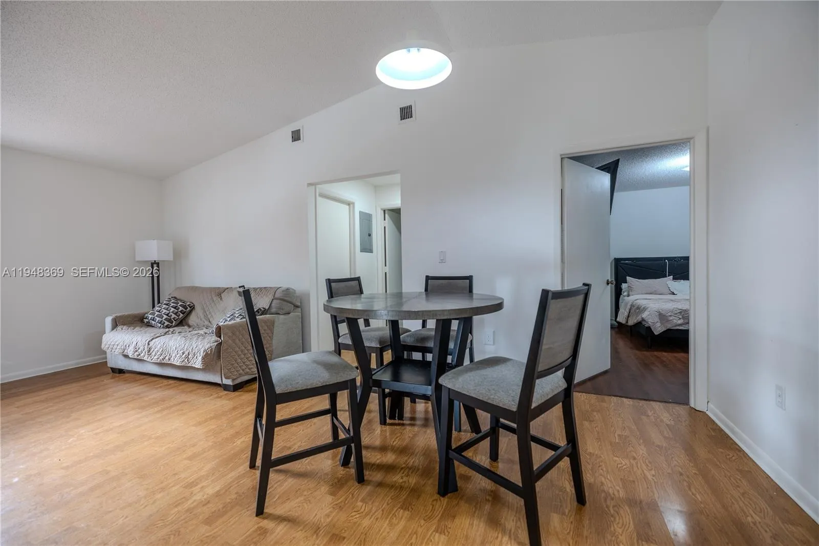 8013 Lake Dr 203, Doral, Florida 33166, Doral, Florida 33166, 2 Bedrooms Bedrooms, ,2 BathroomsBathrooms,Residential Lease,For Rent,8013 Lake Dr 203, Doral, Florida 33166,A11948369