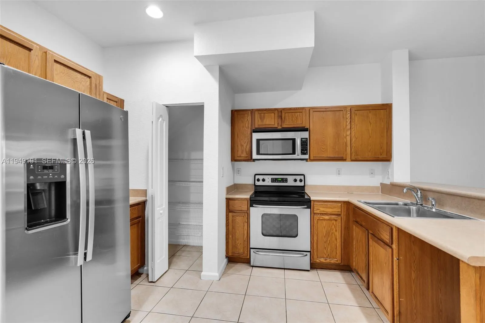 21217 Nw 14th Pl 2-22, Miami Gardens, Florida 3316, Miami Gardens, Florida 33169, 3 Bedrooms Bedrooms, ,2 BathroomsBathrooms,Residential,For Sale,21217 Nw 14th Pl 2-22, Miami Gardens, Florida 3316,A11949191