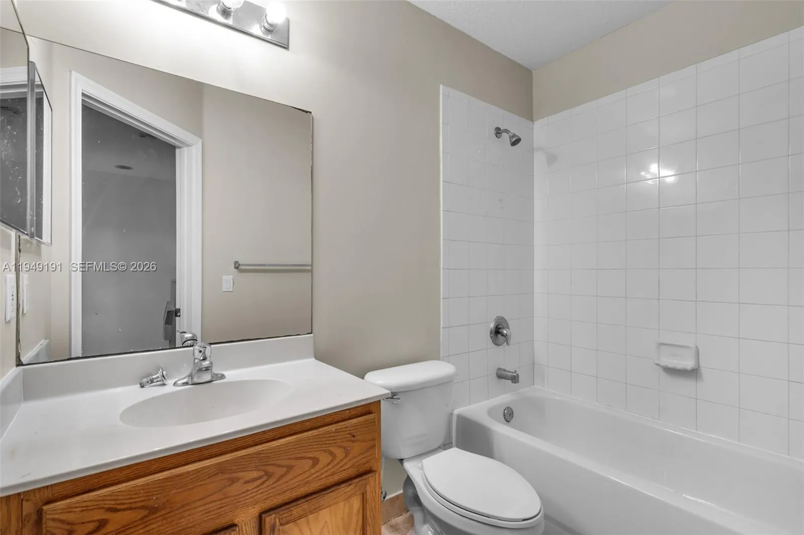 21217 Nw 14th Pl 2-22, Miami Gardens, Florida 3316, Miami Gardens, Florida 33169, 3 Bedrooms Bedrooms, ,2 BathroomsBathrooms,Residential,For Sale,21217 Nw 14th Pl 2-22, Miami Gardens, Florida 3316,A11949191