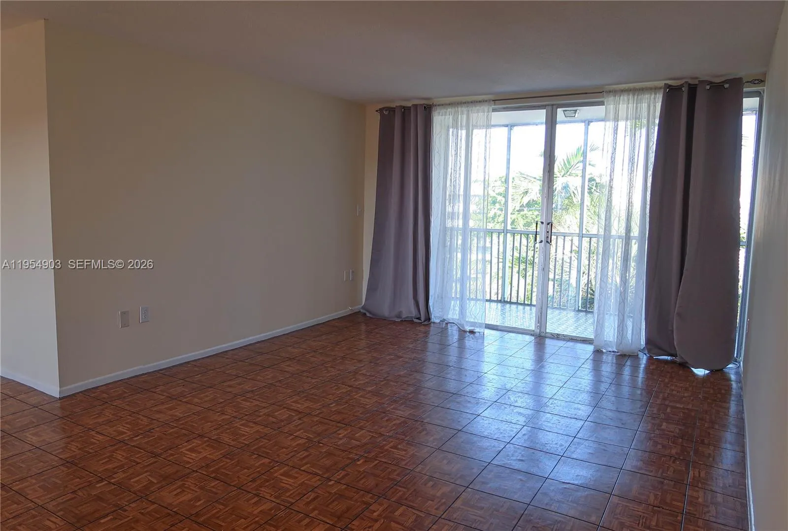 1690 Ne 191st St 416-1, Miami, Florida 33179, Miami, Florida 33179, 1 Bedroom Bedrooms, ,1 BathroomBathrooms,Residential Lease,For Rent,1690 Ne 191st St 416-1, Miami, Florida 33179,A11954903