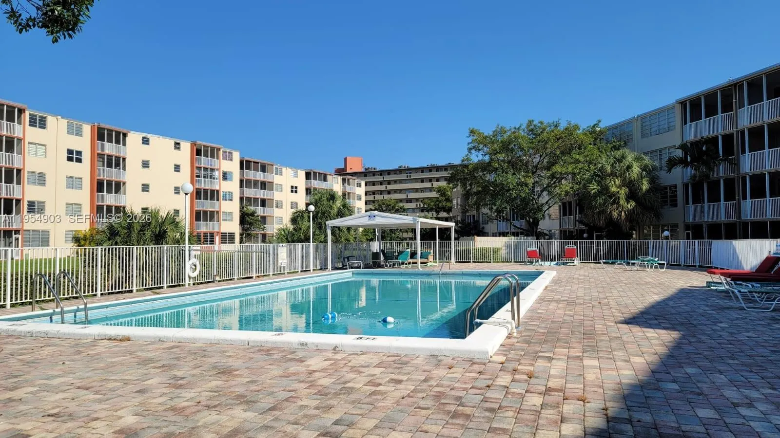 1690 Ne 191st St 416-1, Miami, Florida 33179, Miami, Florida 33179, 1 Bedroom Bedrooms, ,1 BathroomBathrooms,Residential Lease,For Rent,1690 Ne 191st St 416-1, Miami, Florida 33179,A11954903