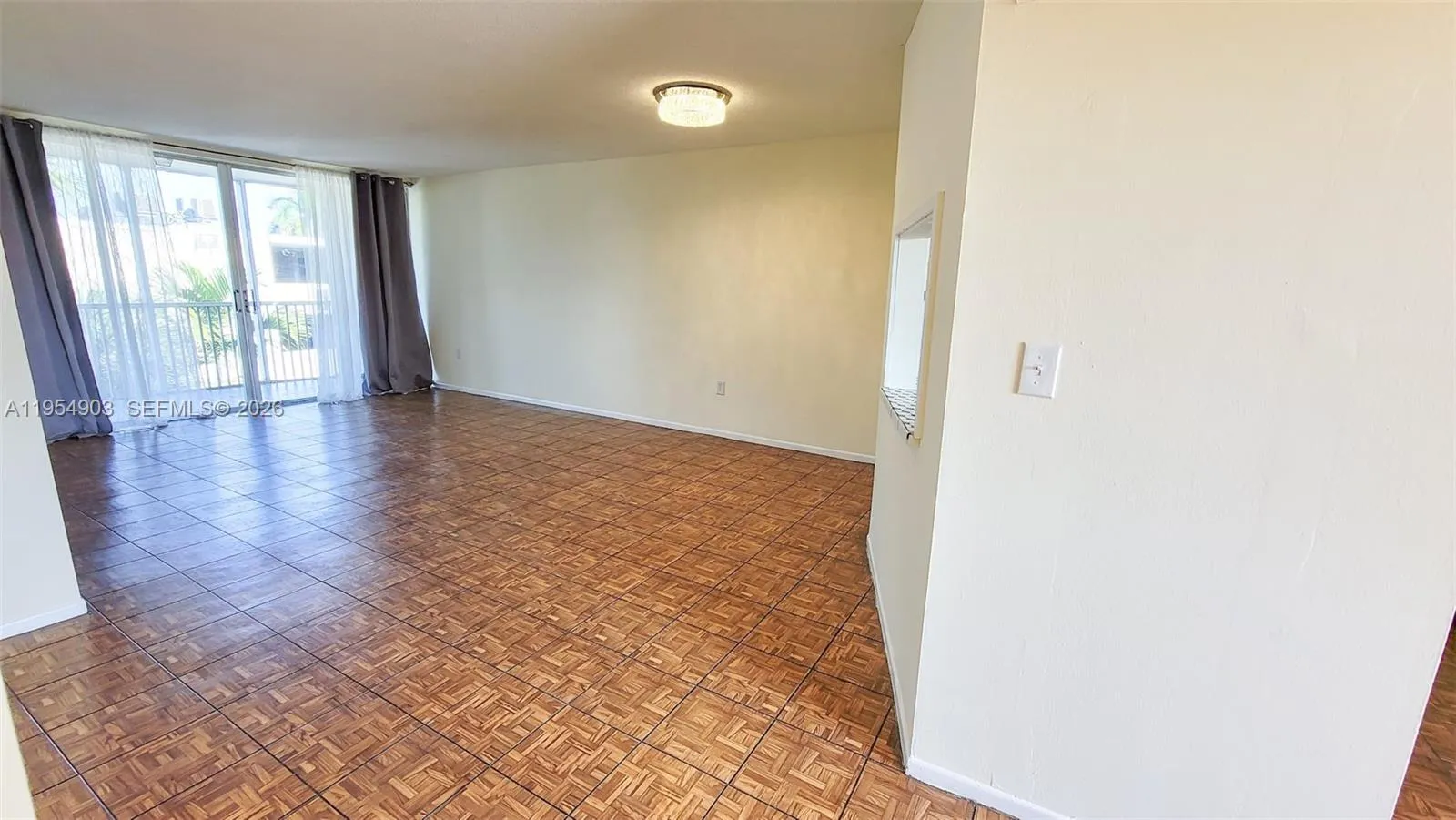 1690 Ne 191st St 416-1, Miami, Florida 33179, Miami, Florida 33179, 1 Bedroom Bedrooms, ,1 BathroomBathrooms,Residential Lease,For Rent,1690 Ne 191st St 416-1, Miami, Florida 33179,A11954903