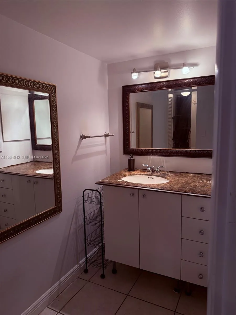 3475 N Country Club Dr 409, Aventura, Florida 3318, Aventura, Florida 33180, 1 Bedroom Bedrooms, ,1 BathroomBathrooms,Residential,For Sale,3475 N Country Club Dr 409, Aventura, Florida 3318,A11954942