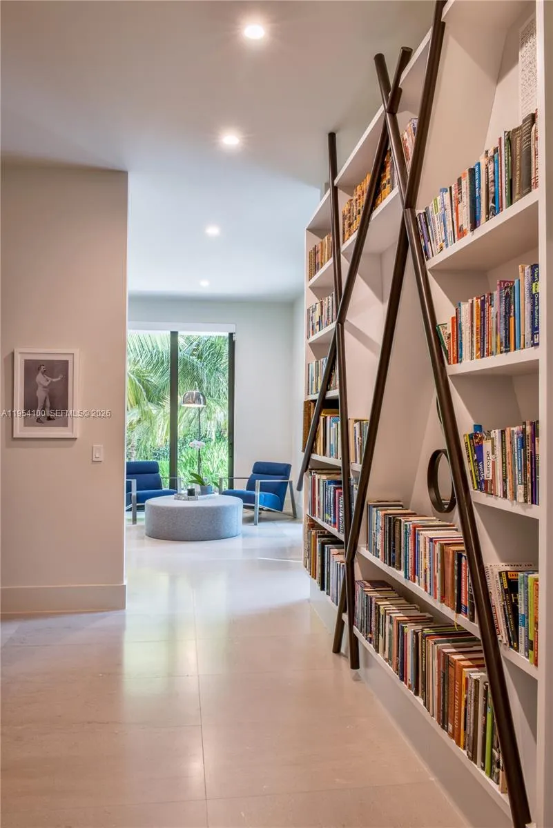 11050 Sw 69th Ave, Pinecrest, Florida 33156, Pinecrest, Florida 33156, 5 Bedrooms Bedrooms, ,5 BathroomsBathrooms,Residential,For Sale,11050 Sw 69th Ave, Pinecrest, Florida 33156,A11954100