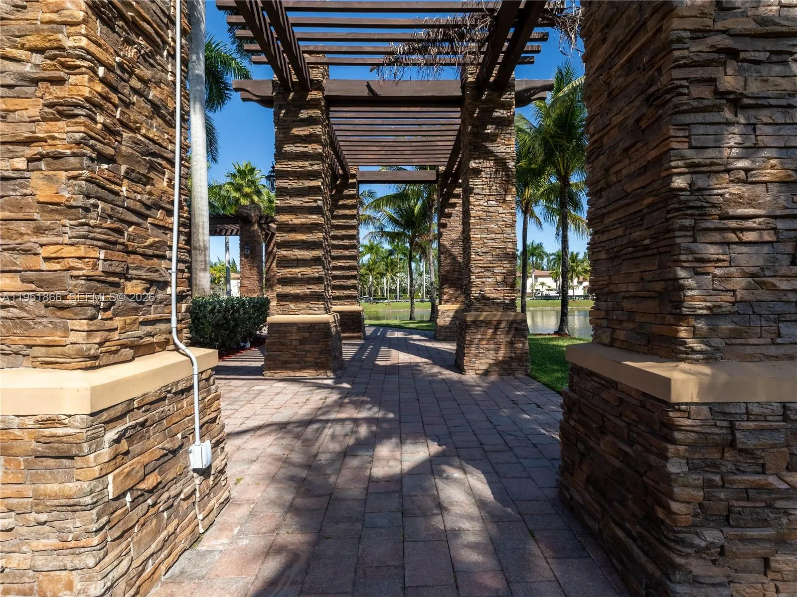 9895 Nw 87th Ter 9895, Doral, Florida 33178, Doral, Florida 33178, 4 Bedrooms Bedrooms, ,5 BathroomsBathrooms,Residential Lease,For Rent,9895 Nw 87th Ter 9895, Doral, Florida 33178,A11951866