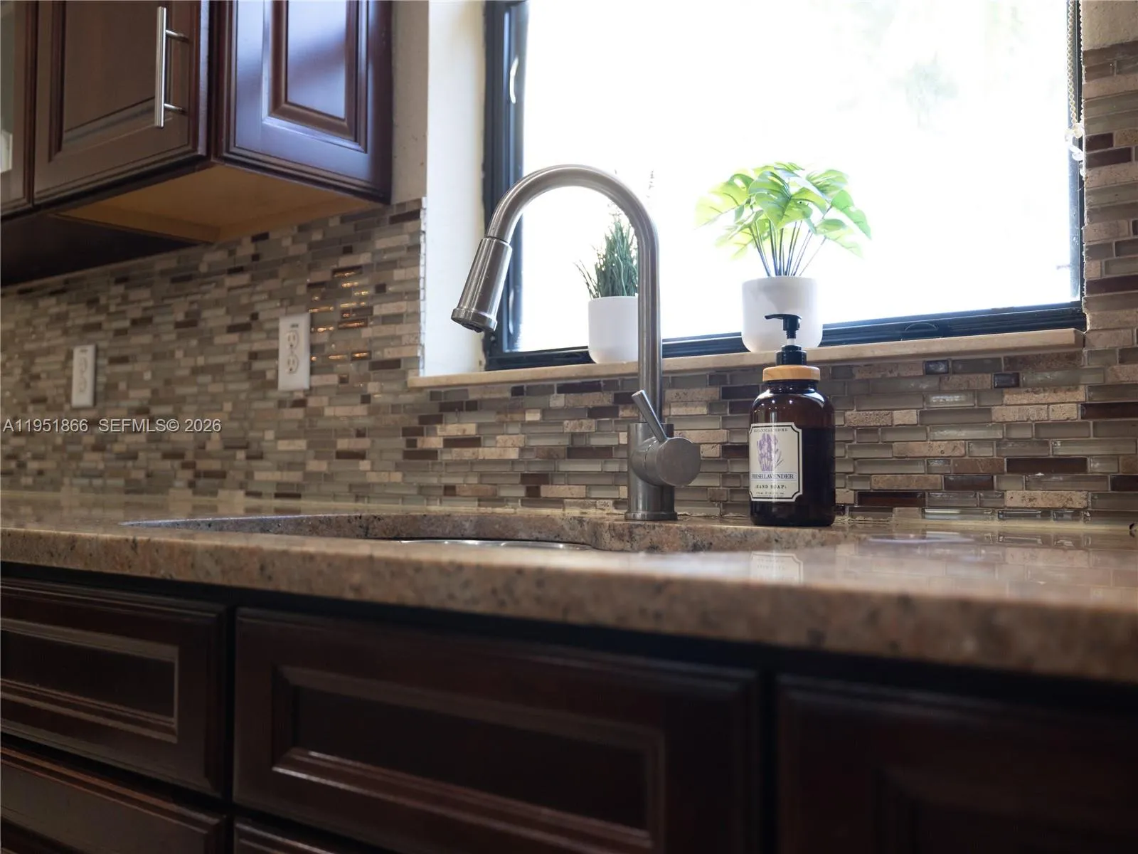 9895 Nw 87th Ter 9895, Doral, Florida 33178, Doral, Florida 33178, 4 Bedrooms Bedrooms, ,5 BathroomsBathrooms,Residential Lease,For Rent,9895 Nw 87th Ter 9895, Doral, Florida 33178,A11951866