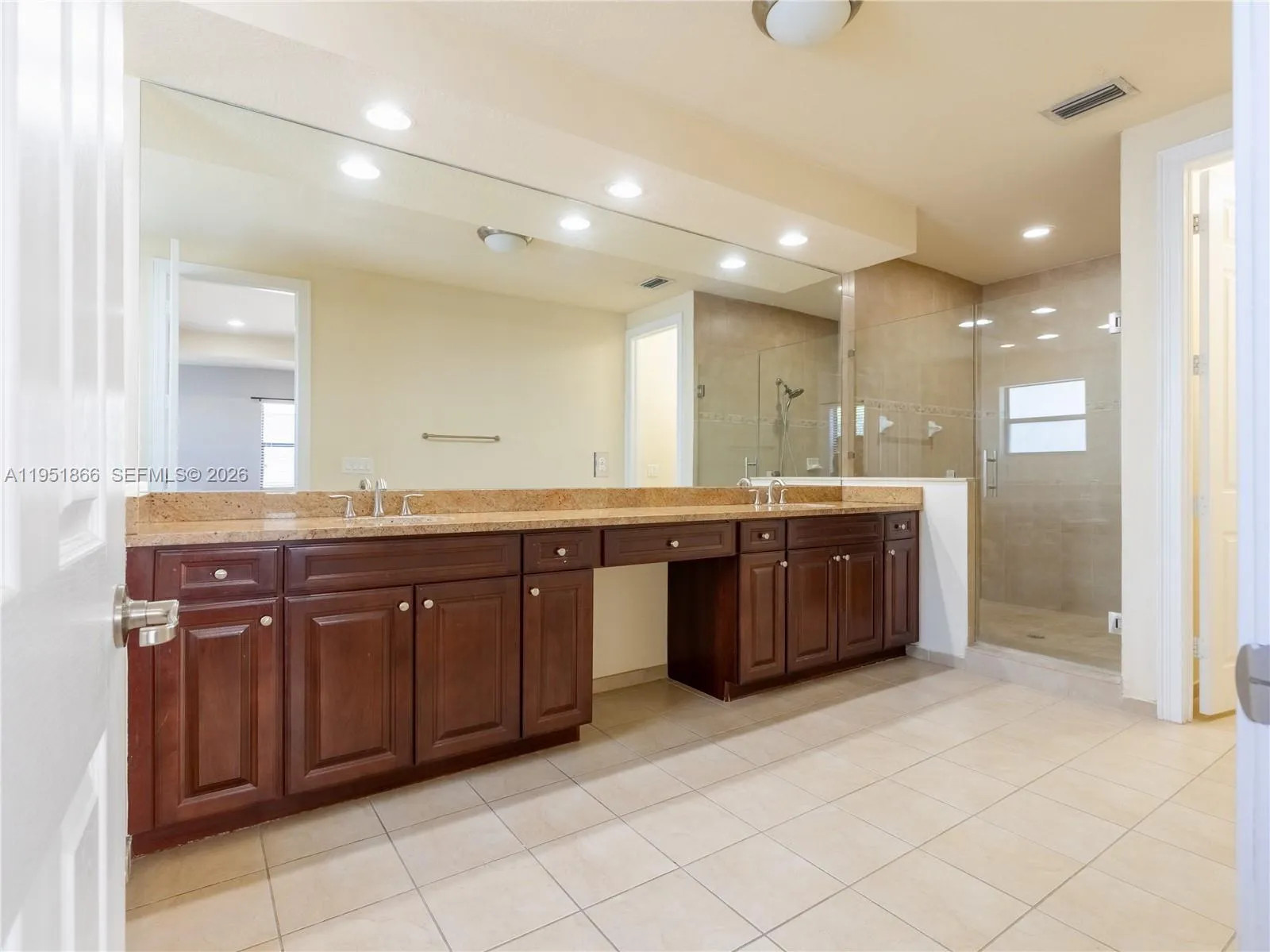 9895 Nw 87th Ter 9895, Doral, Florida 33178, Doral, Florida 33178, 4 Bedrooms Bedrooms, ,5 BathroomsBathrooms,Residential Lease,For Rent,9895 Nw 87th Ter 9895, Doral, Florida 33178,A11951866