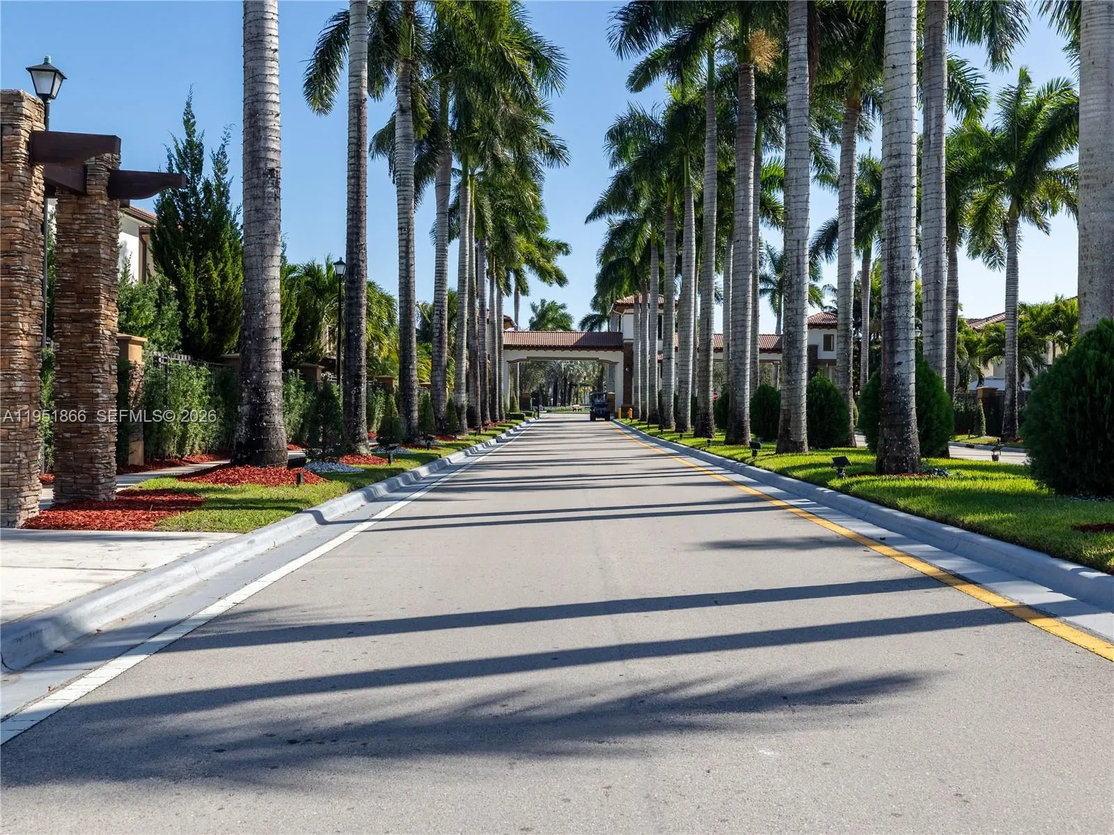 9895 Nw 87th Ter 9895, Doral, Florida 33178, Doral, Florida 33178, 4 Bedrooms Bedrooms, ,5 BathroomsBathrooms,Residential Lease,For Rent,9895 Nw 87th Ter 9895, Doral, Florida 33178,A11951866