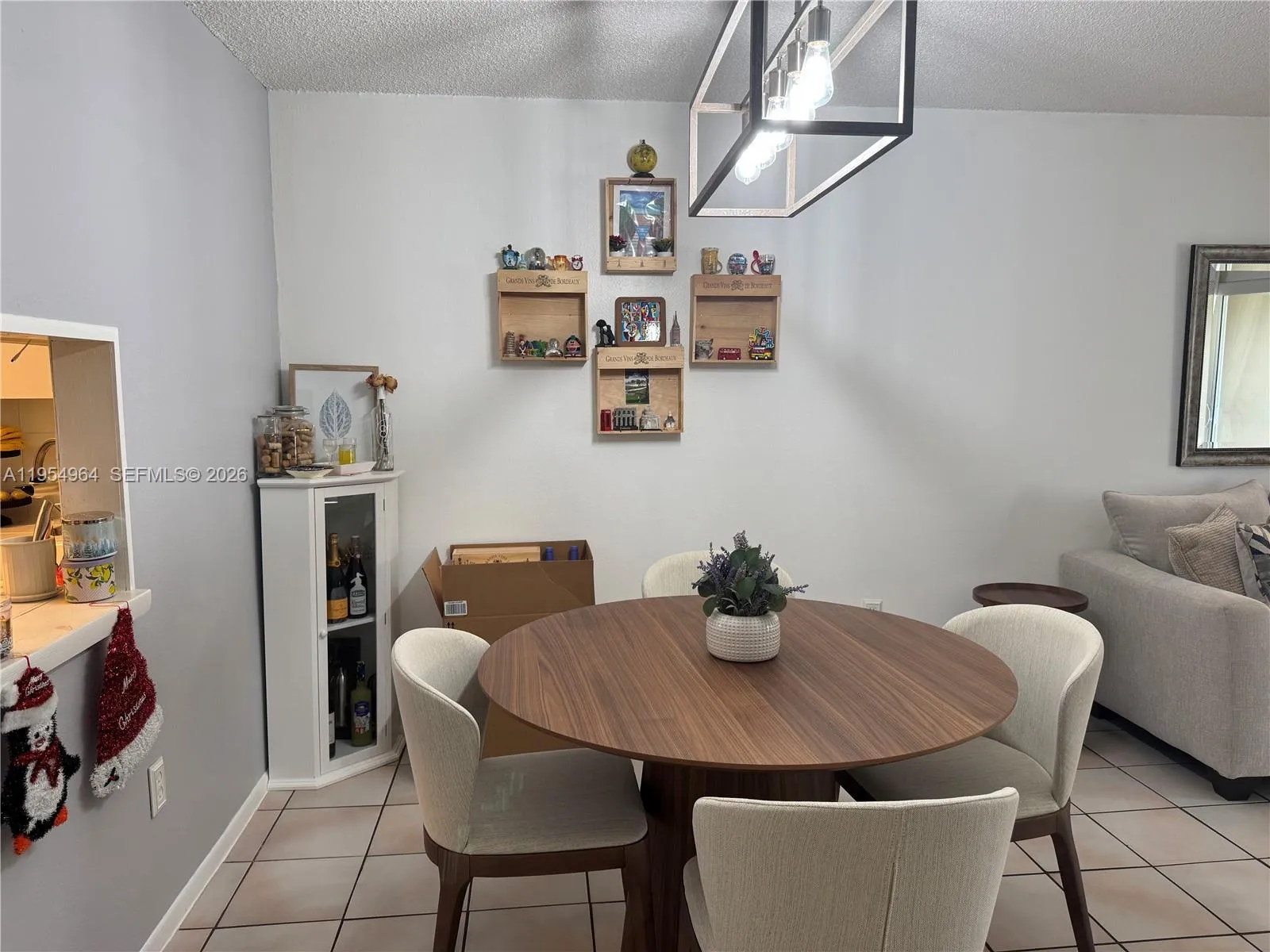 Miami, Florida 33143, 1 Bedroom Bedrooms, ,1 BathroomBathrooms,Residential,For Sale,A11954964