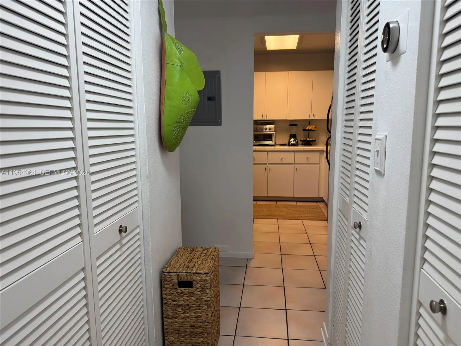 Miami, Florida 33143, 1 Bedroom Bedrooms, ,1 BathroomBathrooms,Residential,For Sale,A11954964