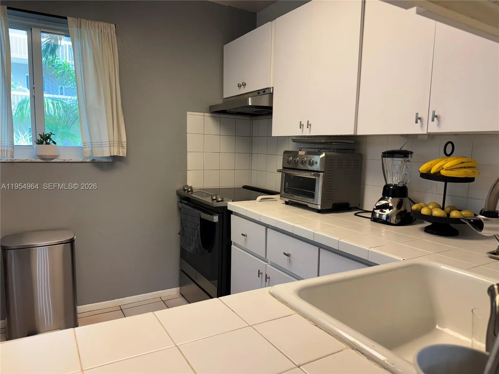 Miami, Florida 33143, 1 Bedroom Bedrooms, ,1 BathroomBathrooms,Residential,For Sale,A11954964