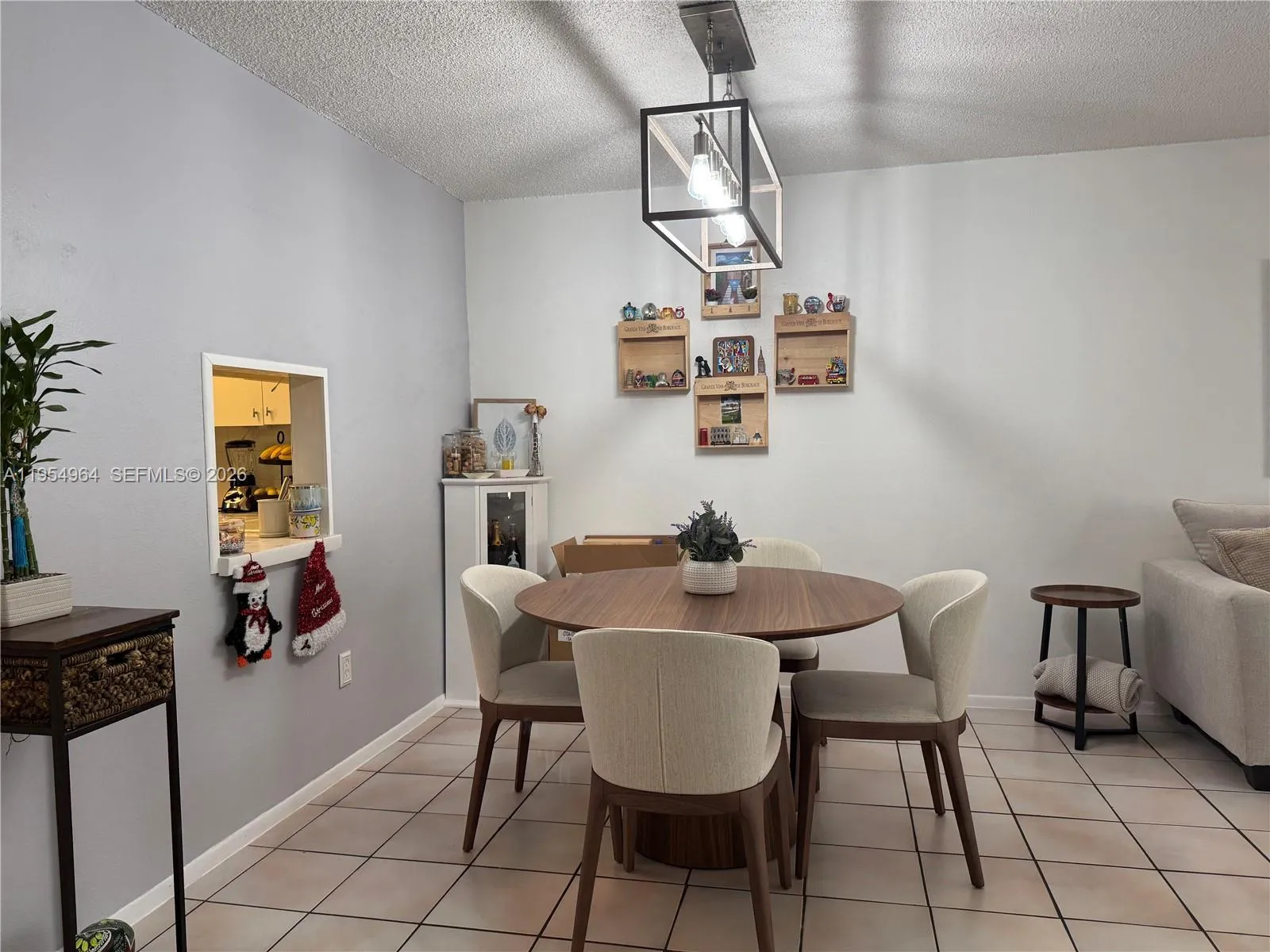 Miami, Florida 33143, 1 Bedroom Bedrooms, ,1 BathroomBathrooms,Residential,For Sale,A11954964