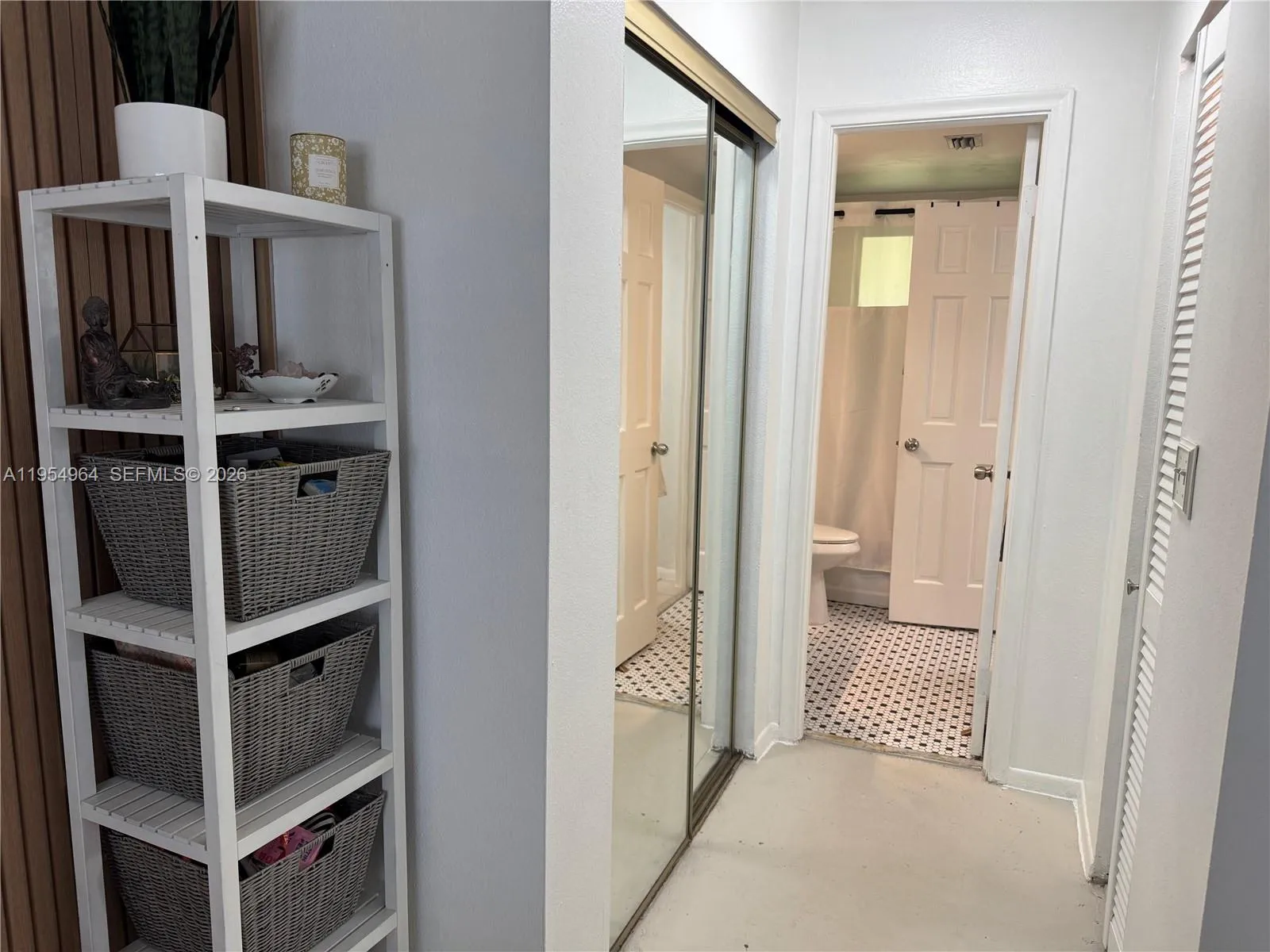 Miami, Florida 33143, 1 Bedroom Bedrooms, ,1 BathroomBathrooms,Residential,For Sale,A11954964