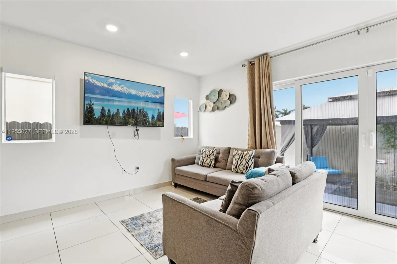 1191 Nw 1st St, Florida City, Florida 33034, Florida City, Florida 33034, 5 Bedrooms Bedrooms, ,4 BathroomsBathrooms,Residential,For Sale,1191 Nw 1st St, Florida City, Florida 33034,A11955027