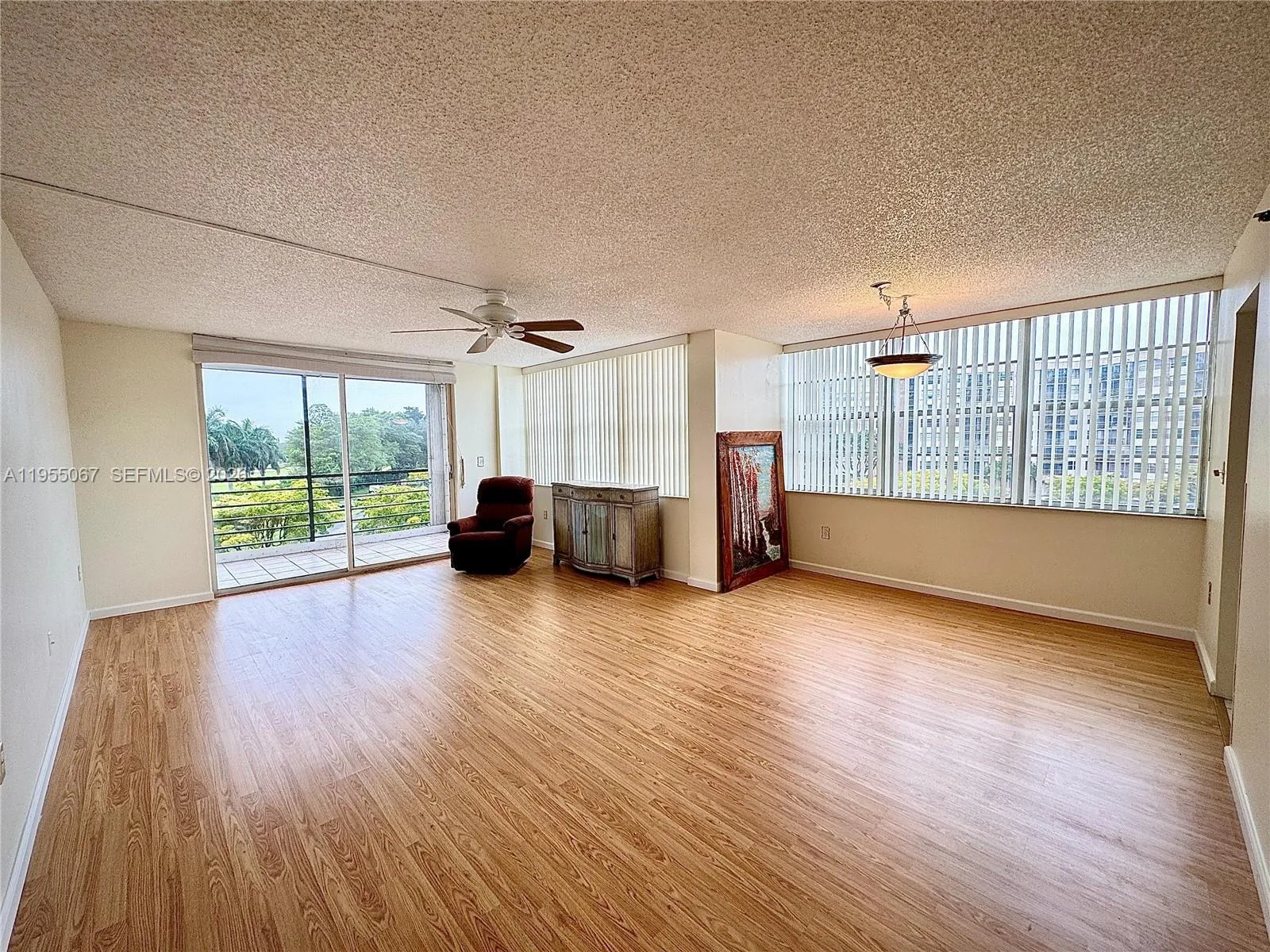 1100 Saint Charles Pl 411, Pembroke Pines, Florida, Pembroke Pines, Florida 33026, 2 Bedrooms Bedrooms, ,2 BathroomsBathrooms,Residential,For Sale,1100 Saint Charles Pl 411, Pembroke Pines, Florida,A11955067