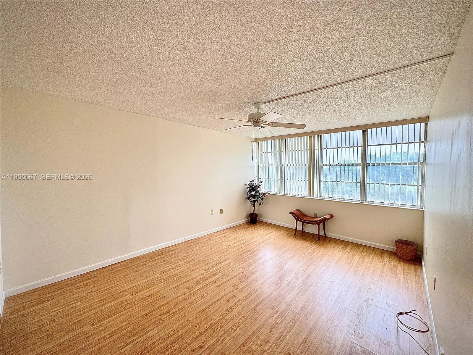 1100 Saint Charles Pl 411, Pembroke Pines, Florida, Pembroke Pines, Florida 33026, 2 Bedrooms Bedrooms, ,2 BathroomsBathrooms,Residential,For Sale,1100 Saint Charles Pl 411, Pembroke Pines, Florida,A11955067