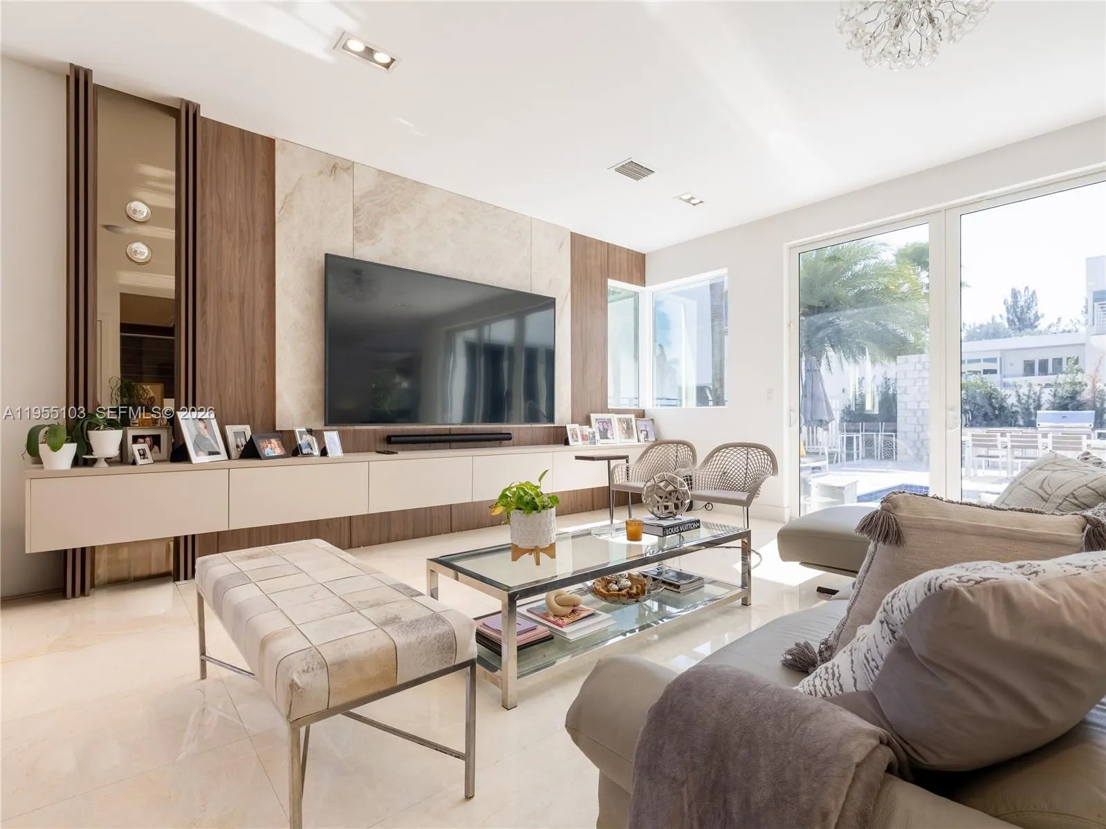 7451 Nw 103rd Ct, Doral, Florida 33178, Doral, Florida 33178, 6 Bedrooms Bedrooms, ,7 BathroomsBathrooms,Residential,For Sale,7451 Nw 103rd Ct, Doral, Florida 33178,A11955103