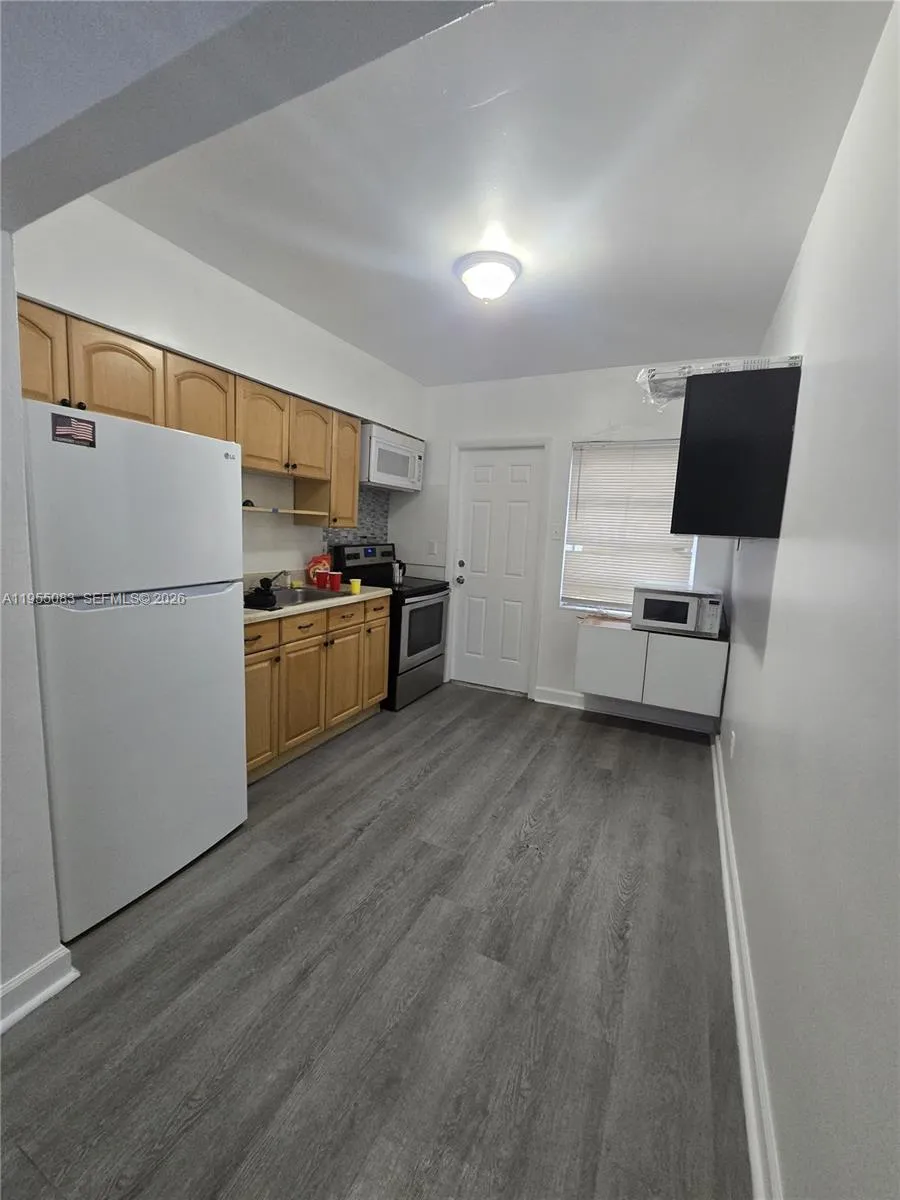 2729 Nw 47th St, Miami, Florida 33142, Miami, Florida 33142, ,Residential Income,For Sale,2729 Nw 47th St, Miami, Florida 33142,A11955083