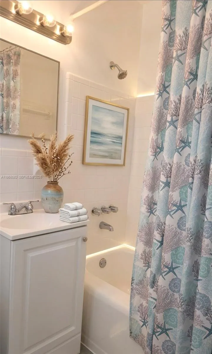 Virtual Staging