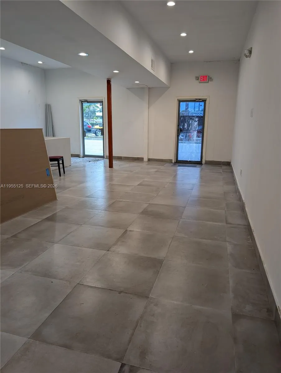 18139 Ne 19th Ave, North Miami Beach, Florida 3316, North Miami Beach, Florida 33162, ,Commercial Lease,For Rent,18139 Ne 19th Ave, North Miami Beach, Florida 3316,A11955125