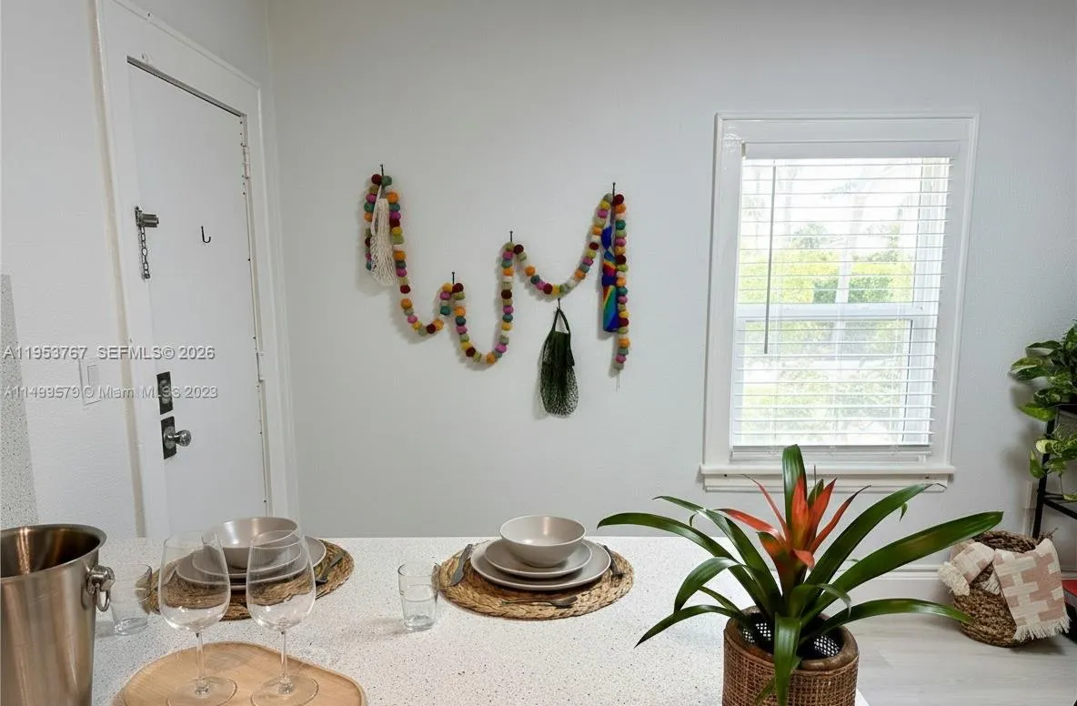 126 Mendoza Ave 2, Coral Gables, Florida 33134, Coral Gables, Florida 33134, 1 Bedroom Bedrooms, ,1 BathroomBathrooms,Residential,For Sale,126 Mendoza Ave 2, Coral Gables, Florida 33134,A11953767